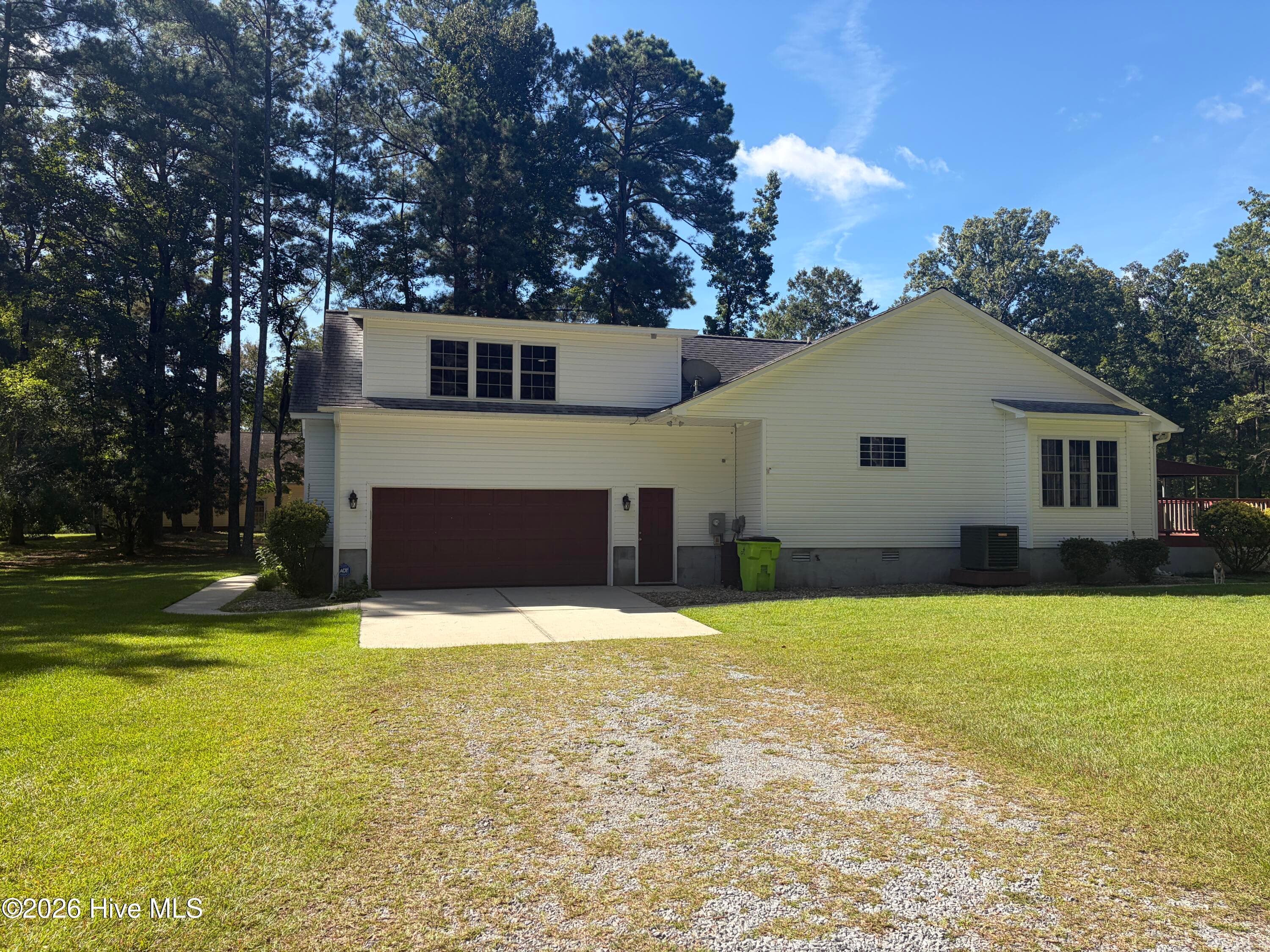 Single Family Residence at 900 Perrytown Road, New Bern, NC 28562, photo 20 of 84