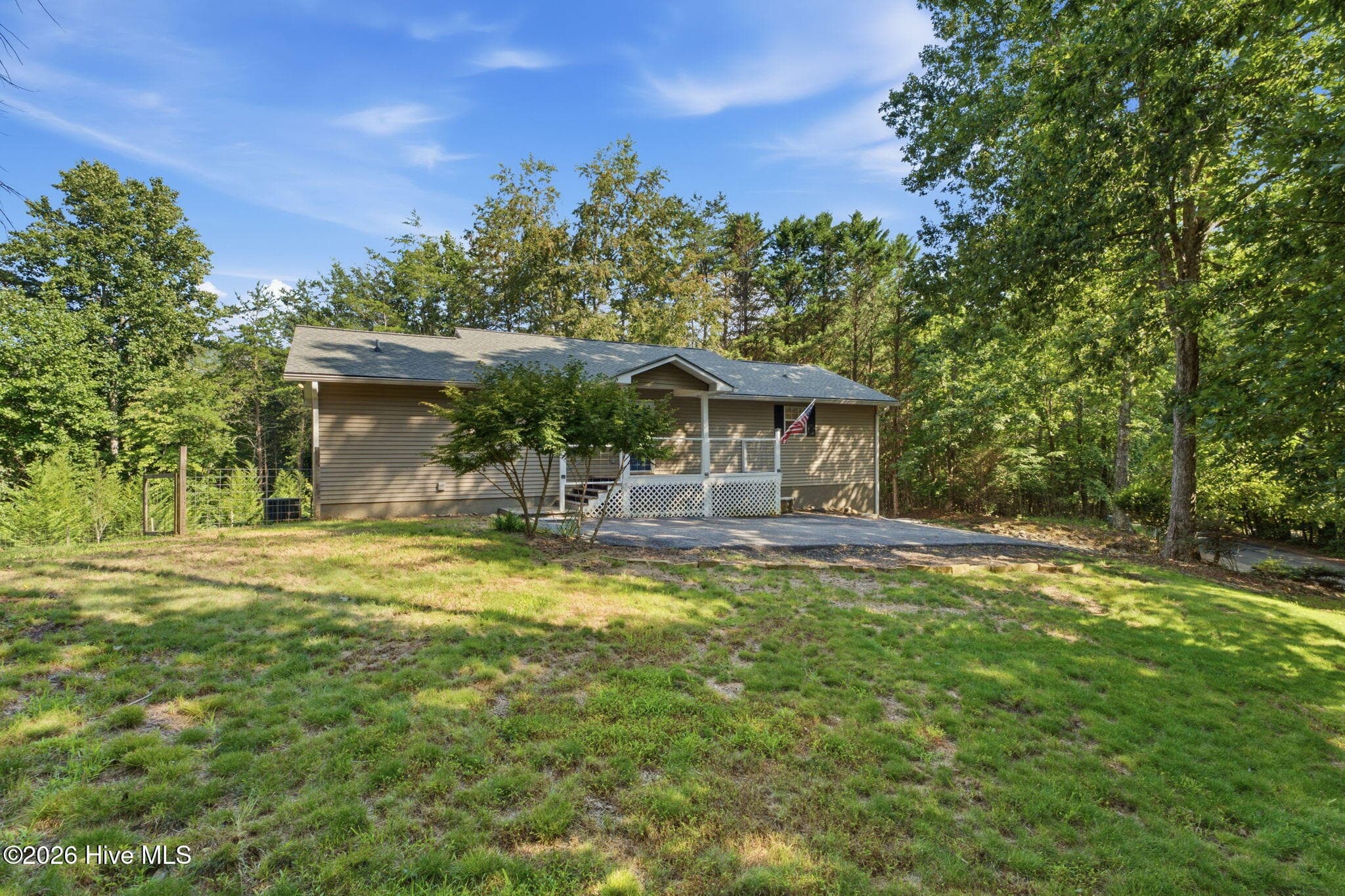 Single Family Residence at 5111 Summer Wood Lane, Young Harris, GA 30582, photo 18 of 45