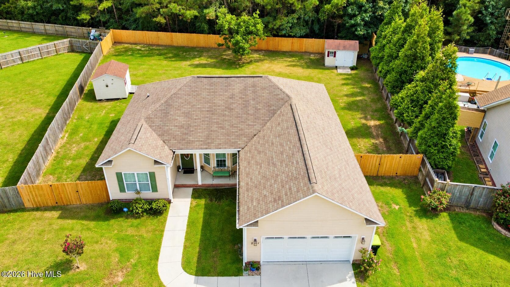 Single Family Residence at 241 Channel Marker Loop, Swansboro, NC 28584, photo 4 of 23