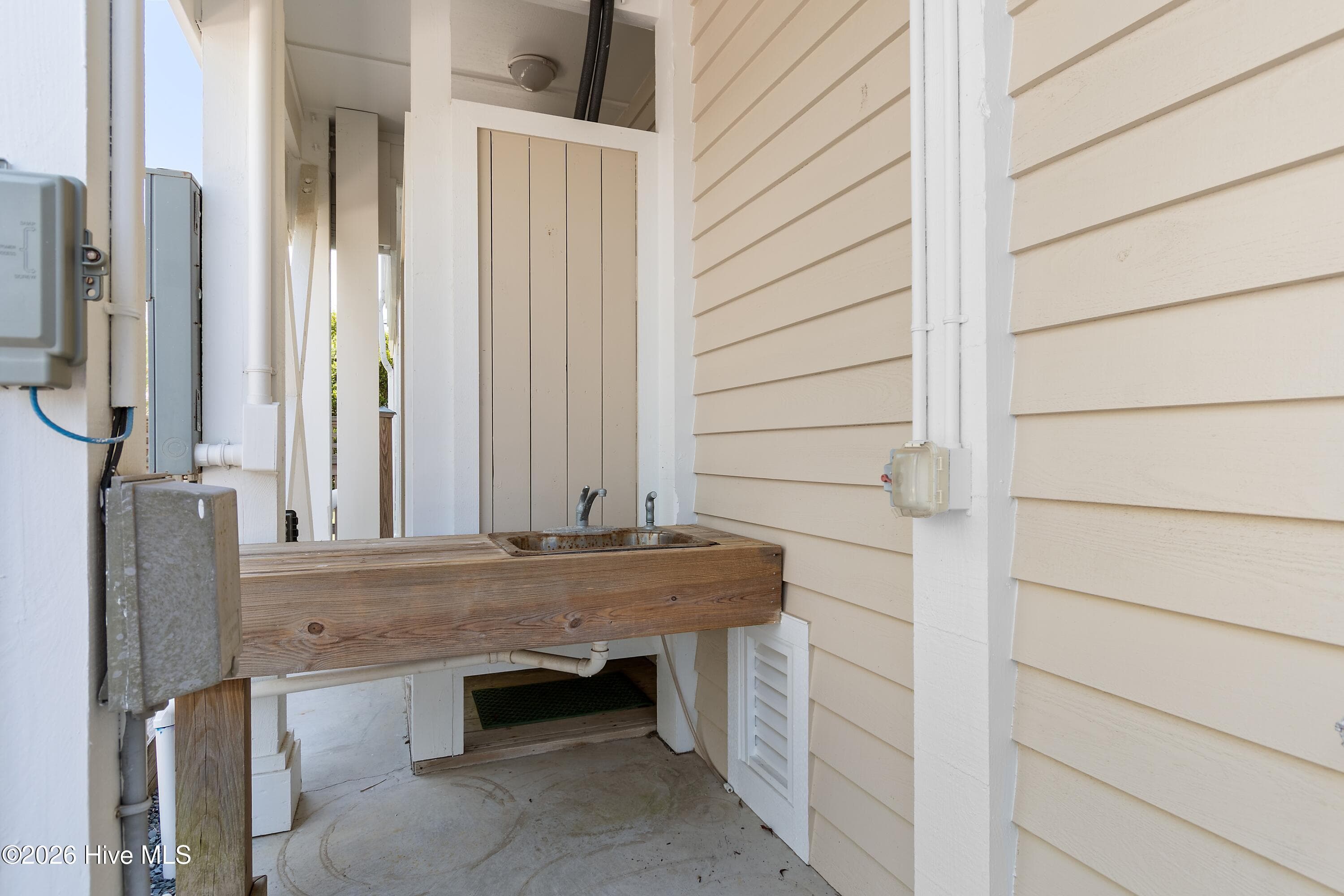 Single Family Residence at 1046 Tide Ridge Drive, Holden Beach, NC 28462, photo 75 of 97
