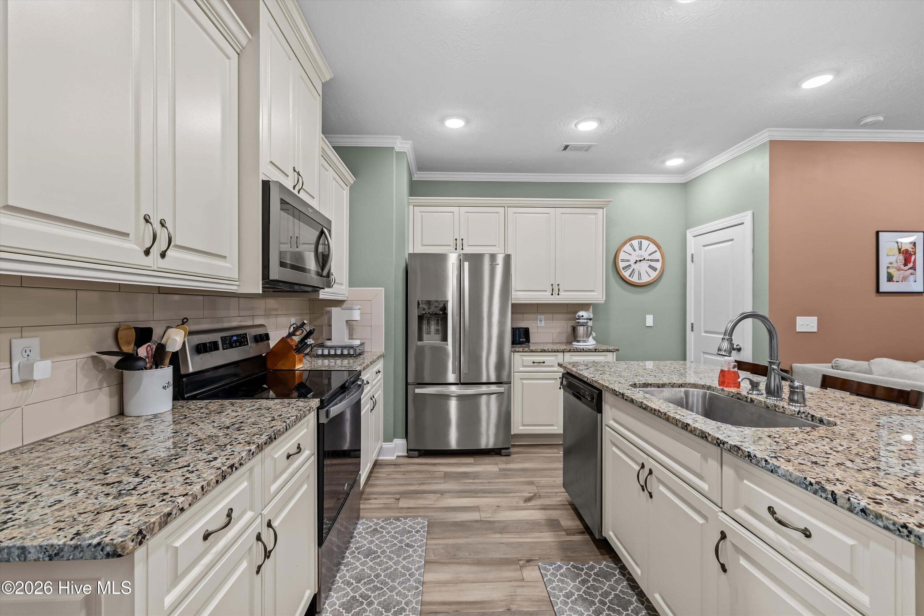 Townhouse at 593 Vinings Drive, Grovetown, GA 30813, photo 11 of 41