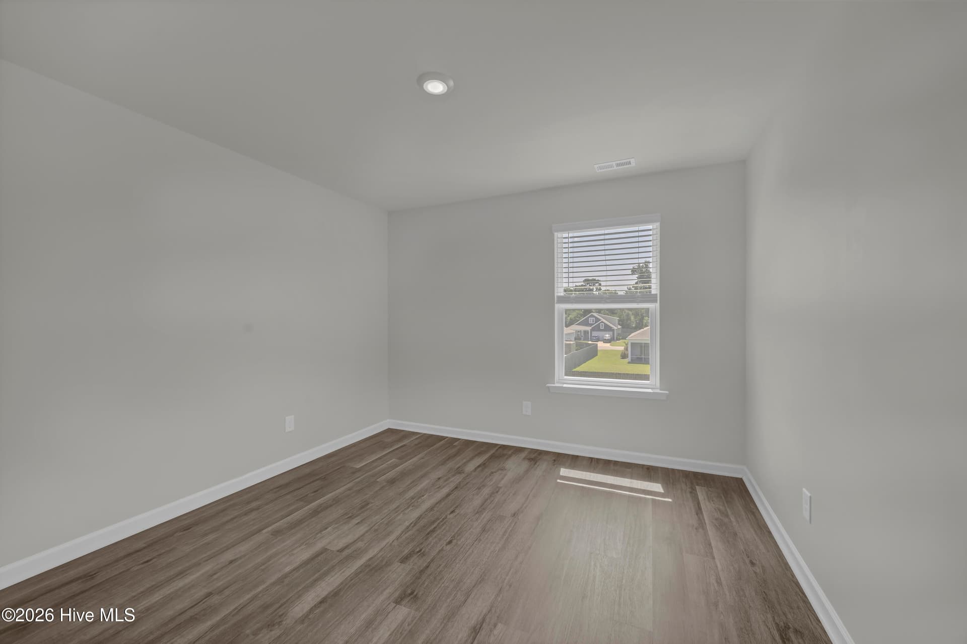 Single Family Residence at 824 Delta Court, Wilmington, NC 28401, photo 27 of 32