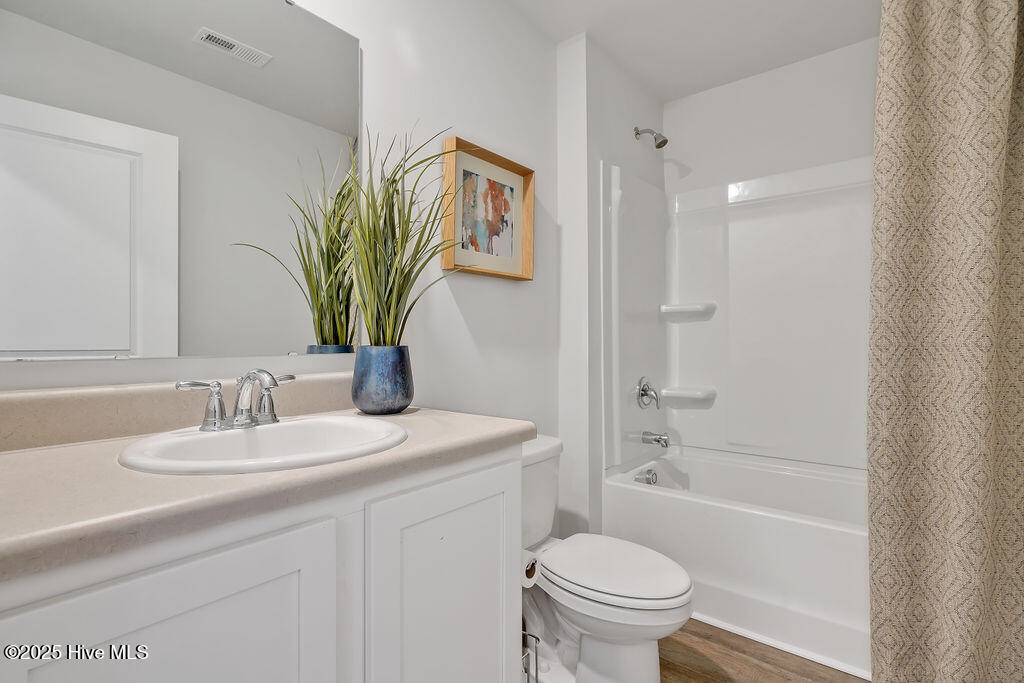 The photos you see here are for illustration purposes only, interior and exterior features, options, colors and selections will vary from the homes as built. - 1110 Pampas Grass Drive Lot 340, Castle Hayne, NC 28429