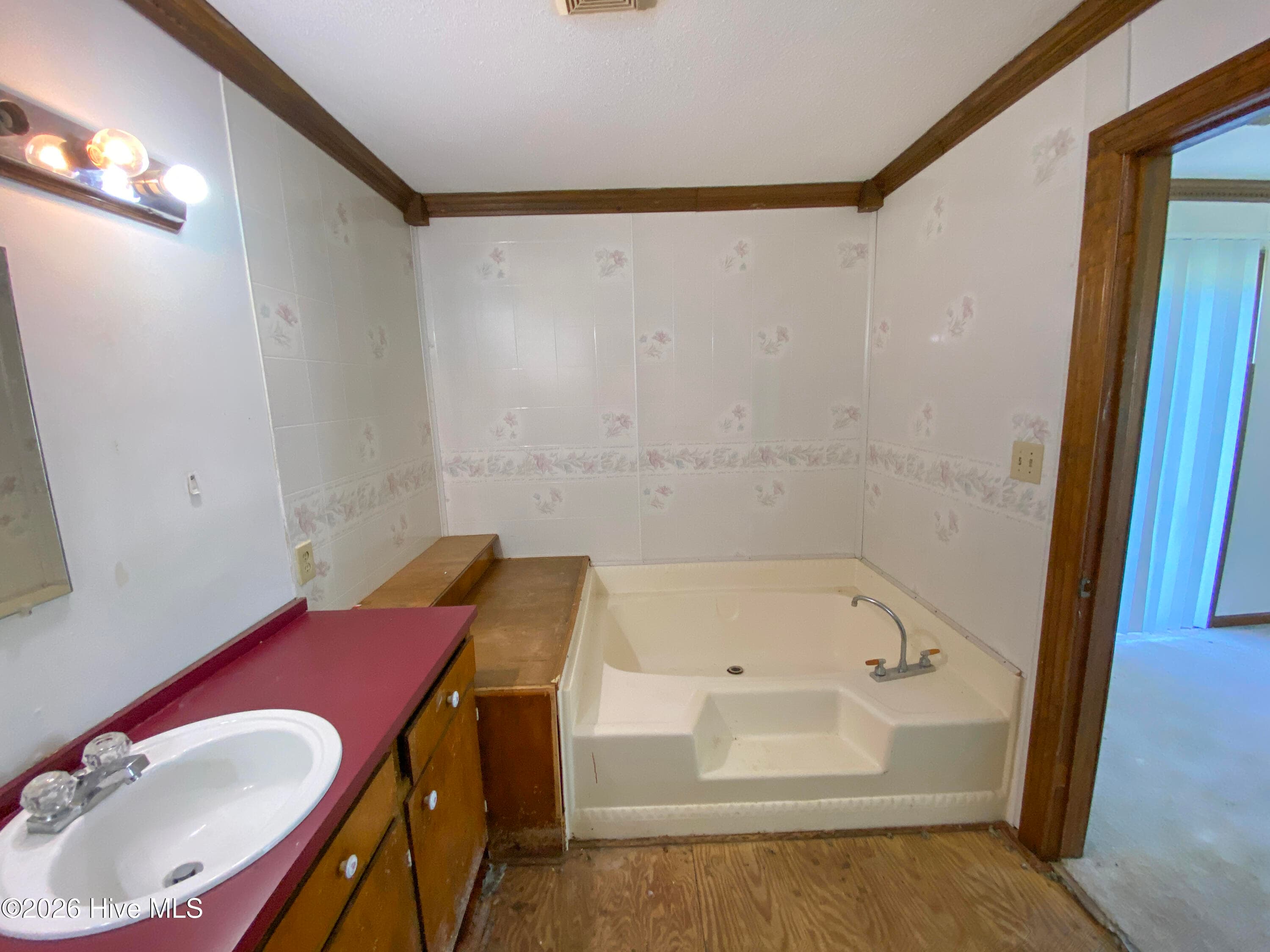 Single Family Residence at 513 Pear Street, Kinston, NC 28504, photo 11 of 41