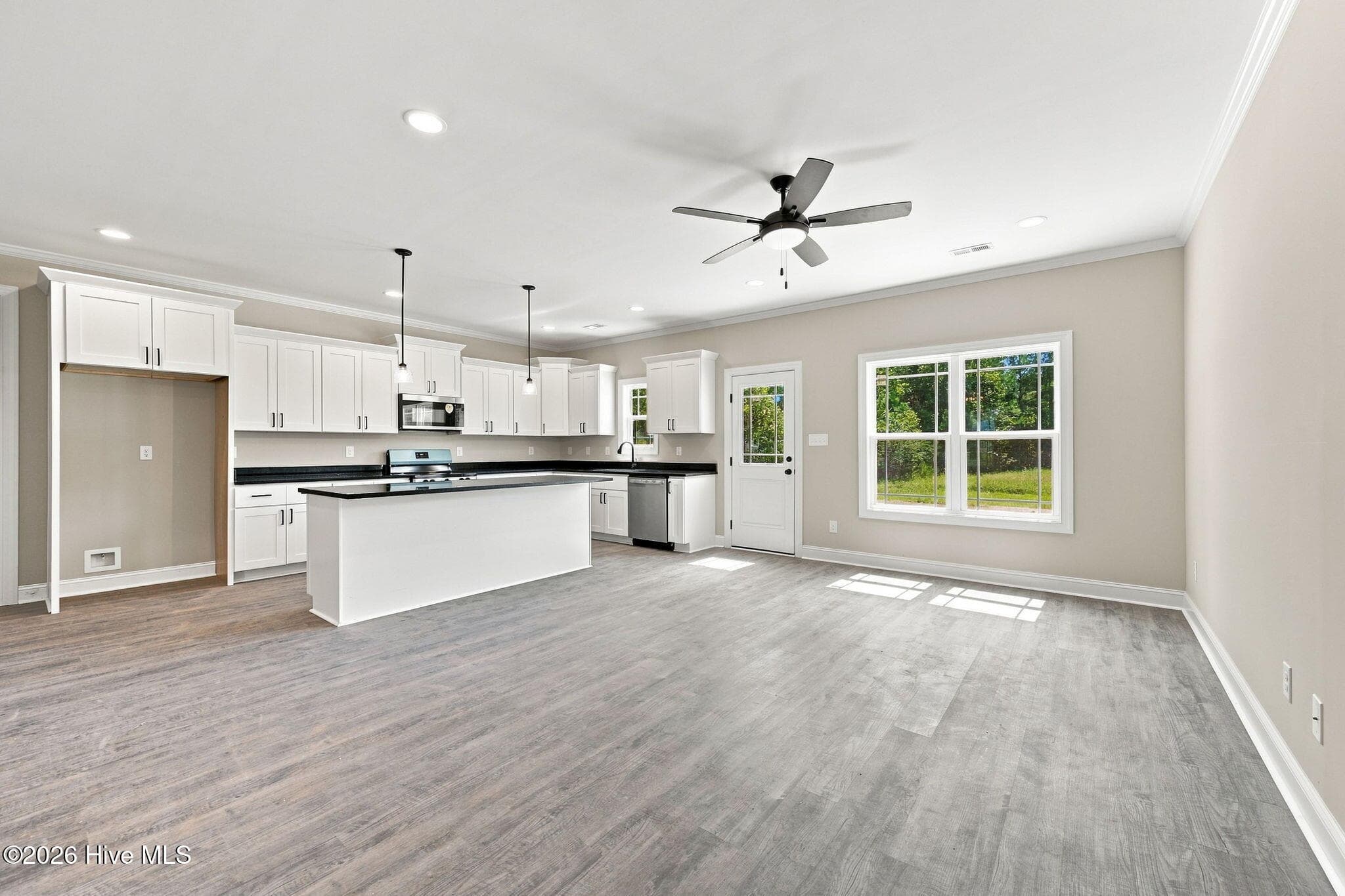 Single Family Residence at 2885 Catherine Lake Road, Richlands, NC 28574, photo 5 of 78