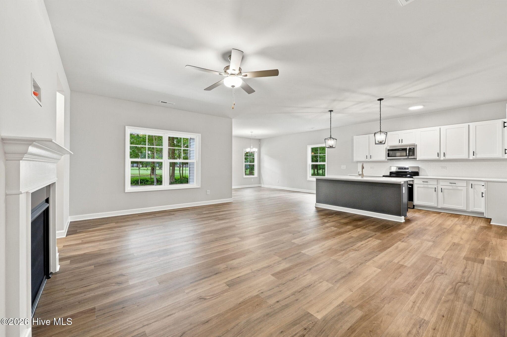 Single Family Residence at 914 Rialto Lane, Ayden, NC 28513, photo 10 of 62