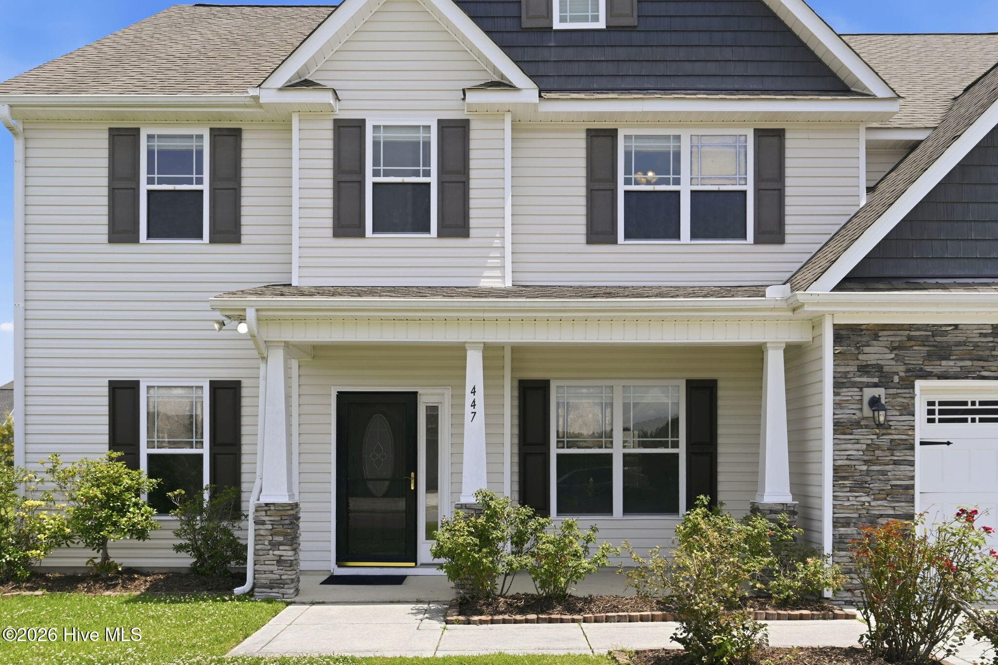 Single Family Residence at 447 Oldtowne Street, Jacksonville, NC 28546, photo 4 of 65