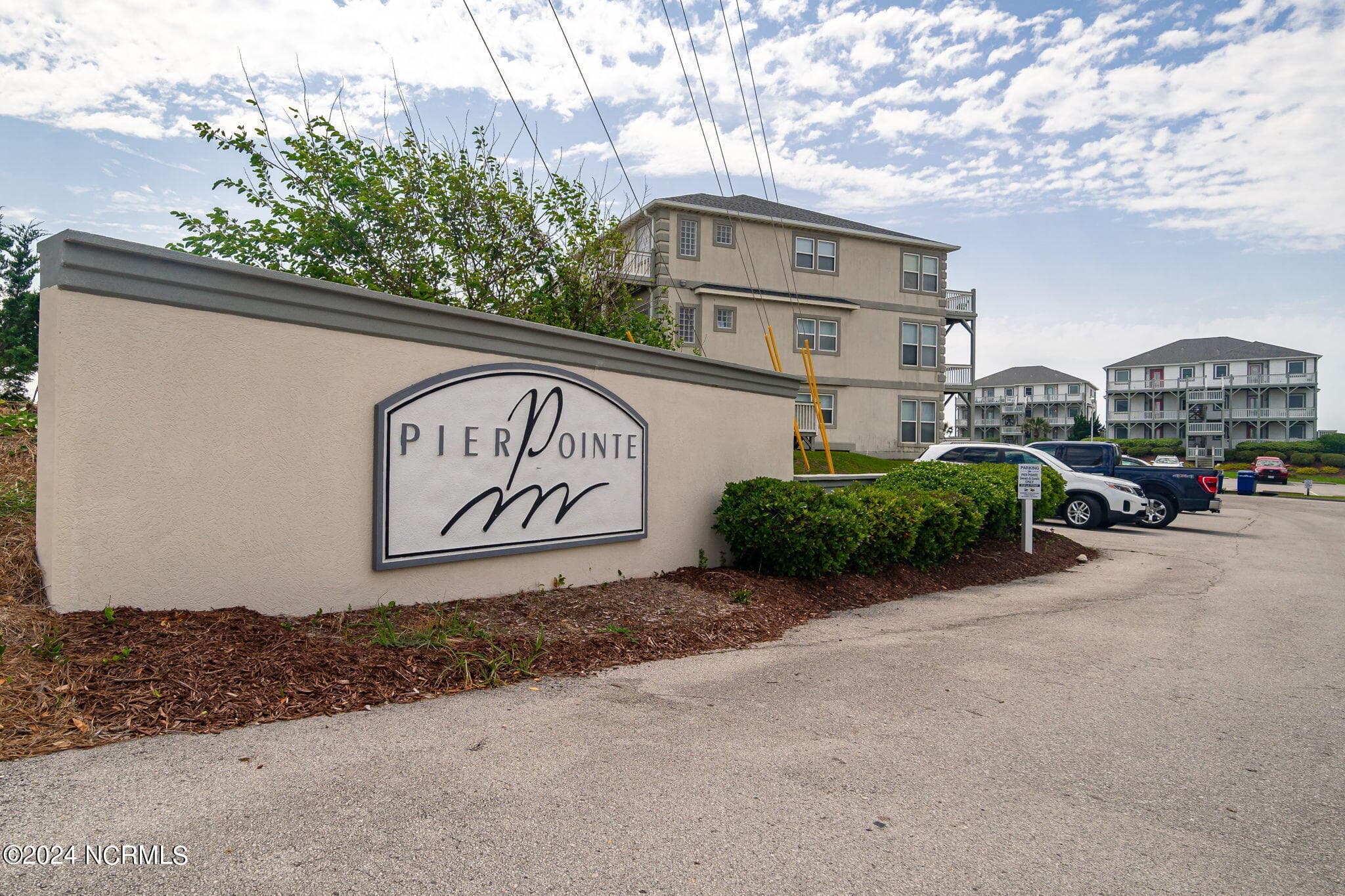 Condominium at 2905 Pointe West Drive B1 Pier Pointe, Emerald Isle, NC 28594, photo 35 of 43