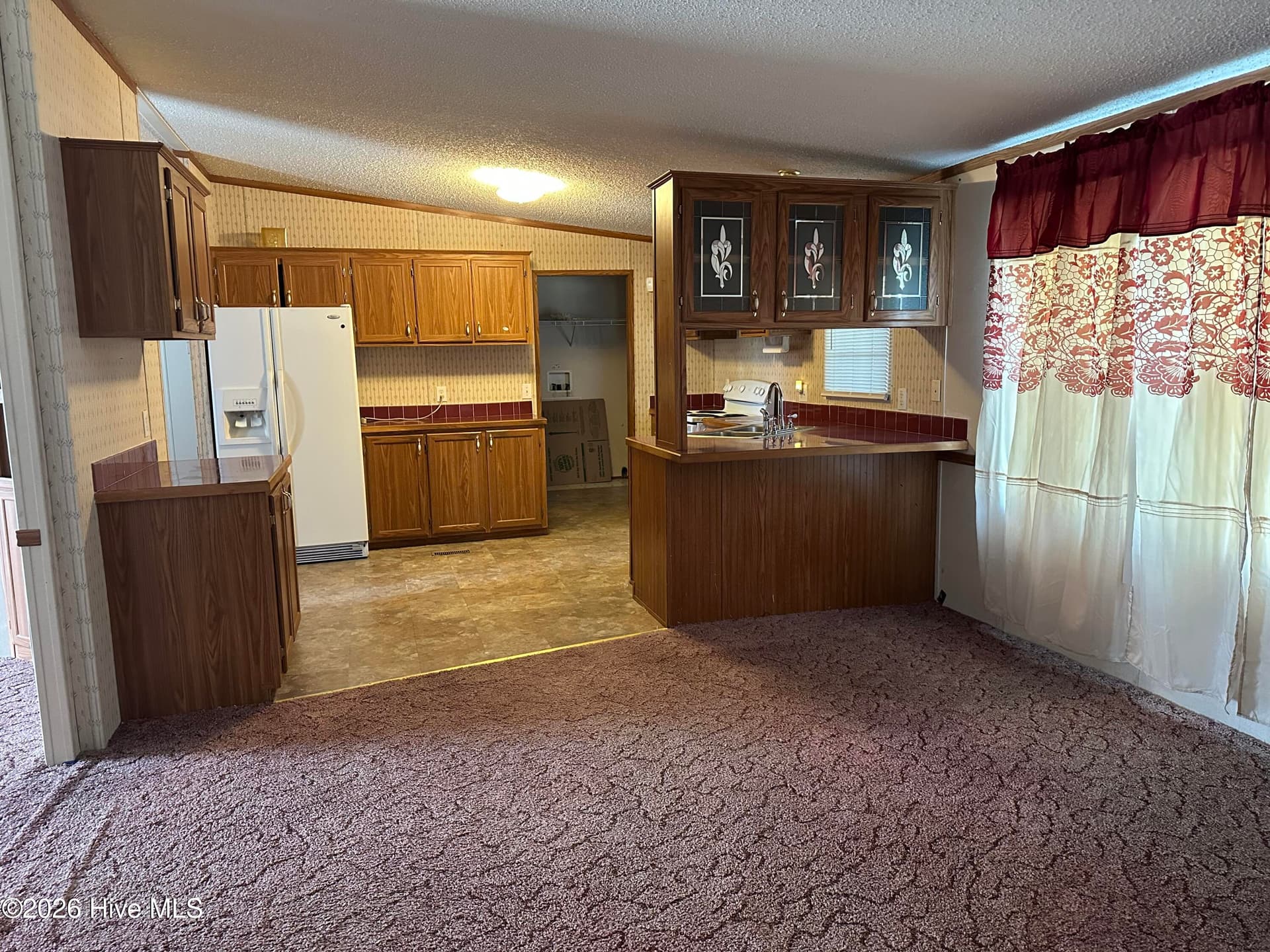 Manufactured Home at 80 Lancaster Farm Road, Whitakers, NC 27891, photo 6 of 12