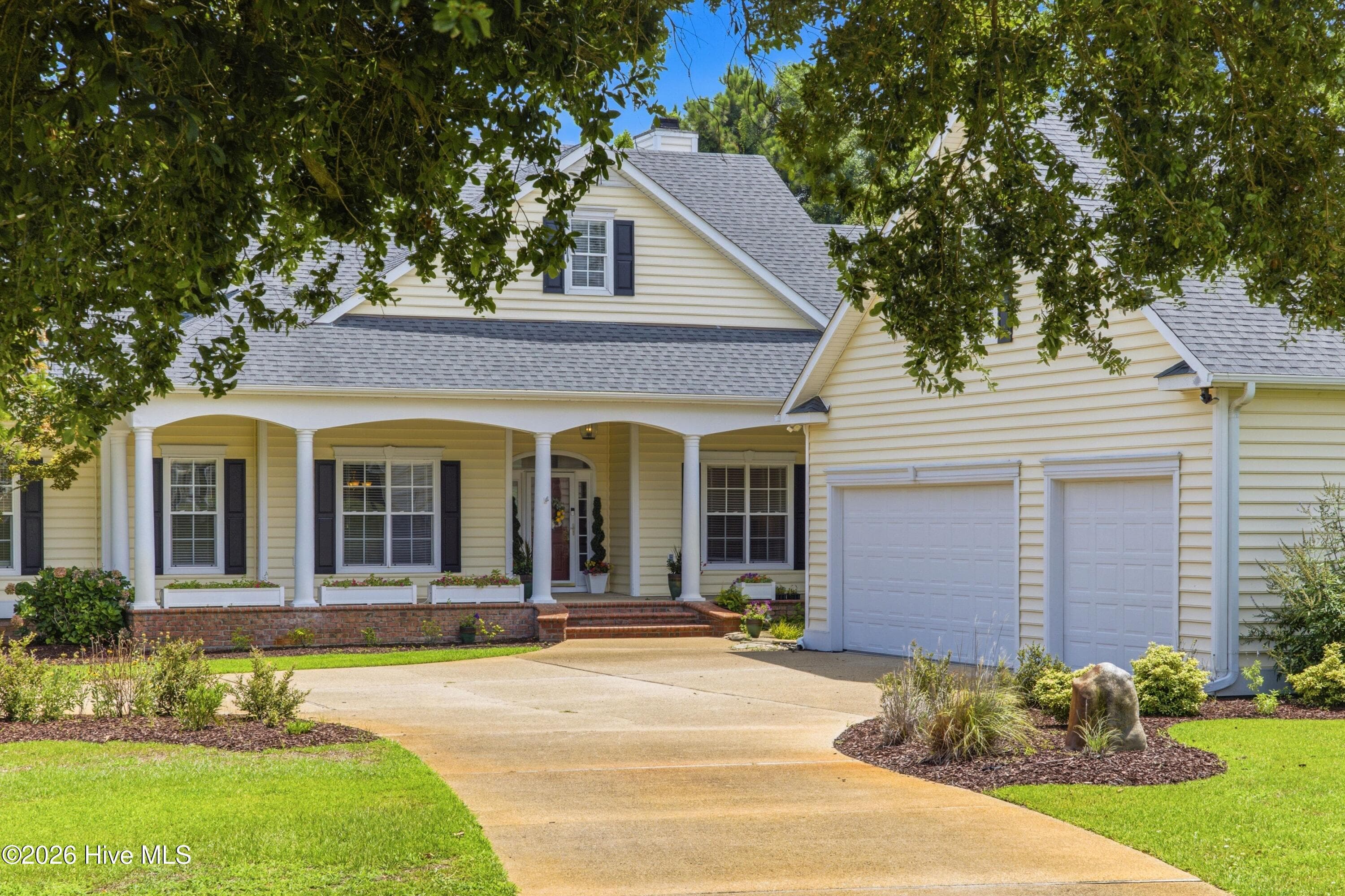 Single Family Residence at 99 Sound View Drive N, Hampstead, NC 28443, photo 6 of 99