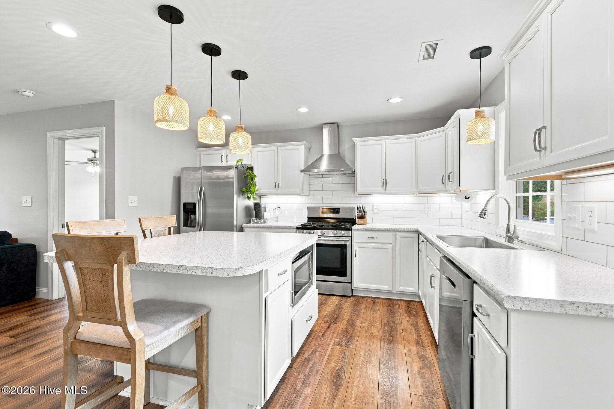 Single Family Residence at 1422 Harkers Island Road, Beaufort, NC 28516, photo 11 of 50
