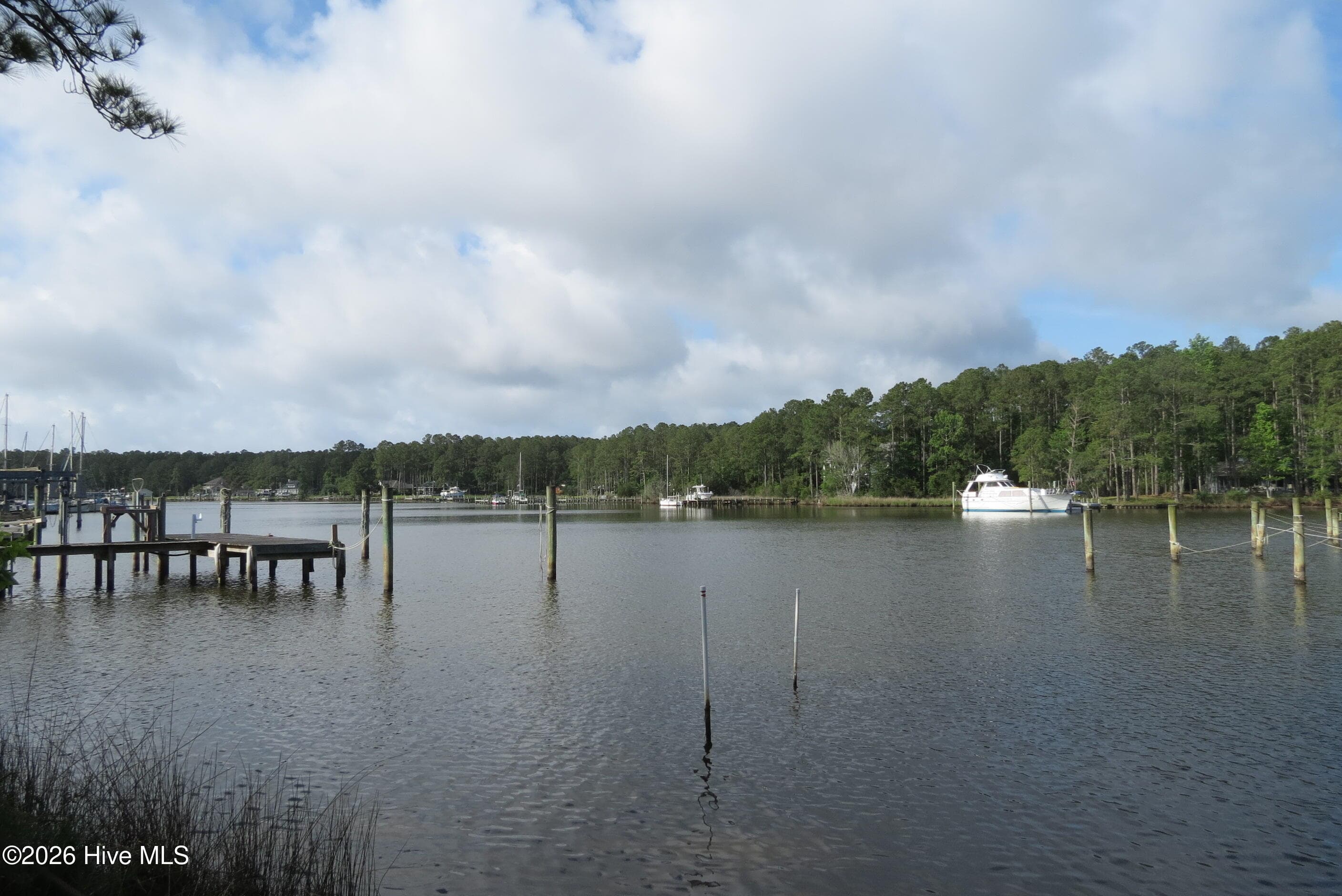 The finest fishing waters await! - 20 19 Teal Road, Merritt, NC 28556