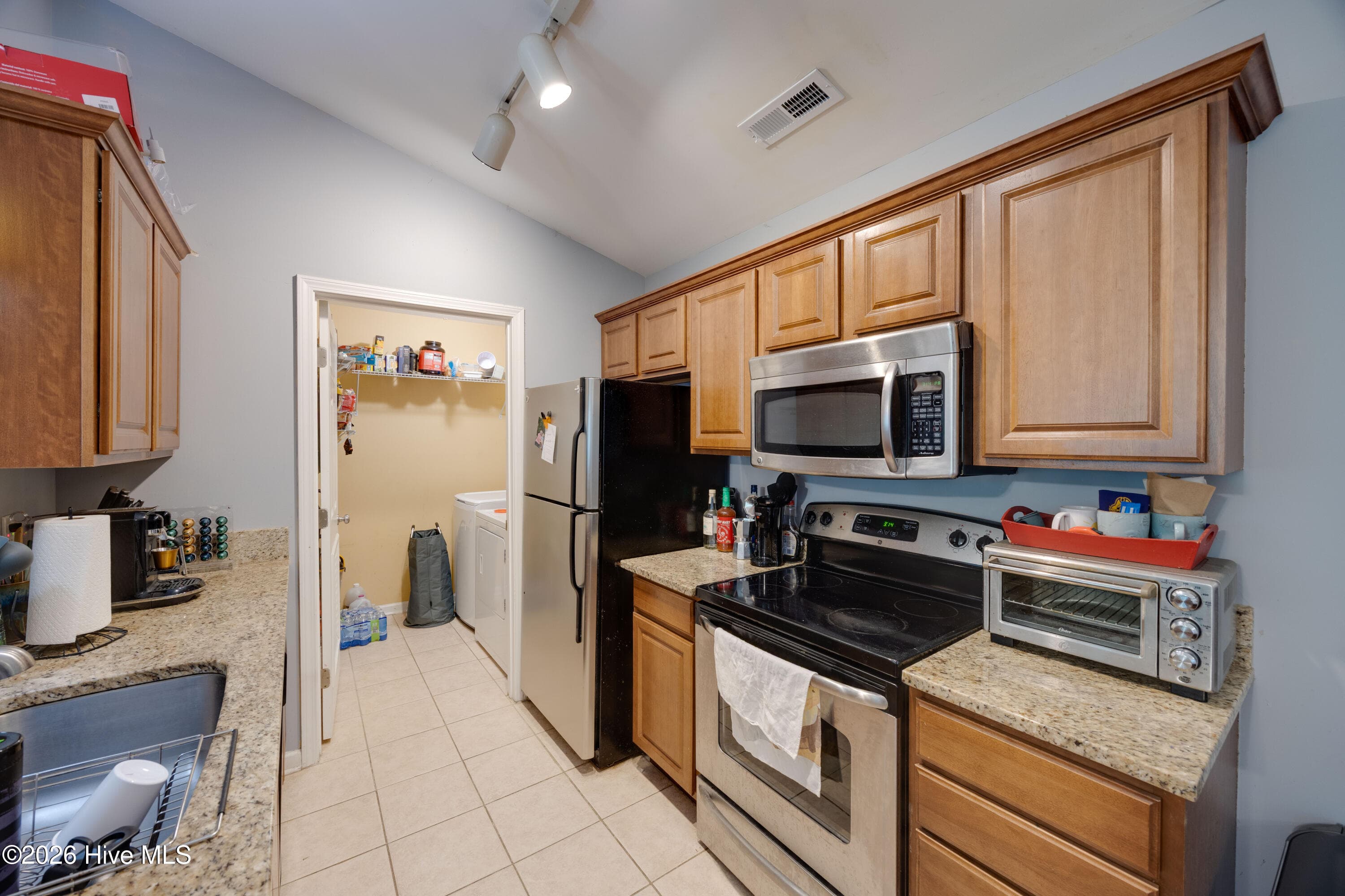 Condominium at 4420 Jay Bird Circle Unit 208, Wilmington, NC 28412, photo 12 of 59