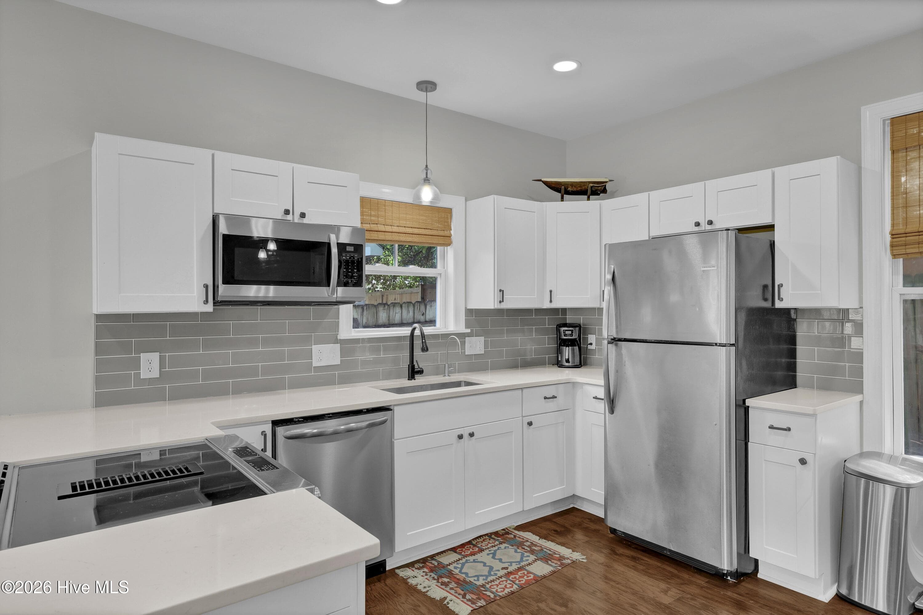 Single Family Residence at 714 Brooks Alley, Wilmington, NC 28401, photo 11 of 27