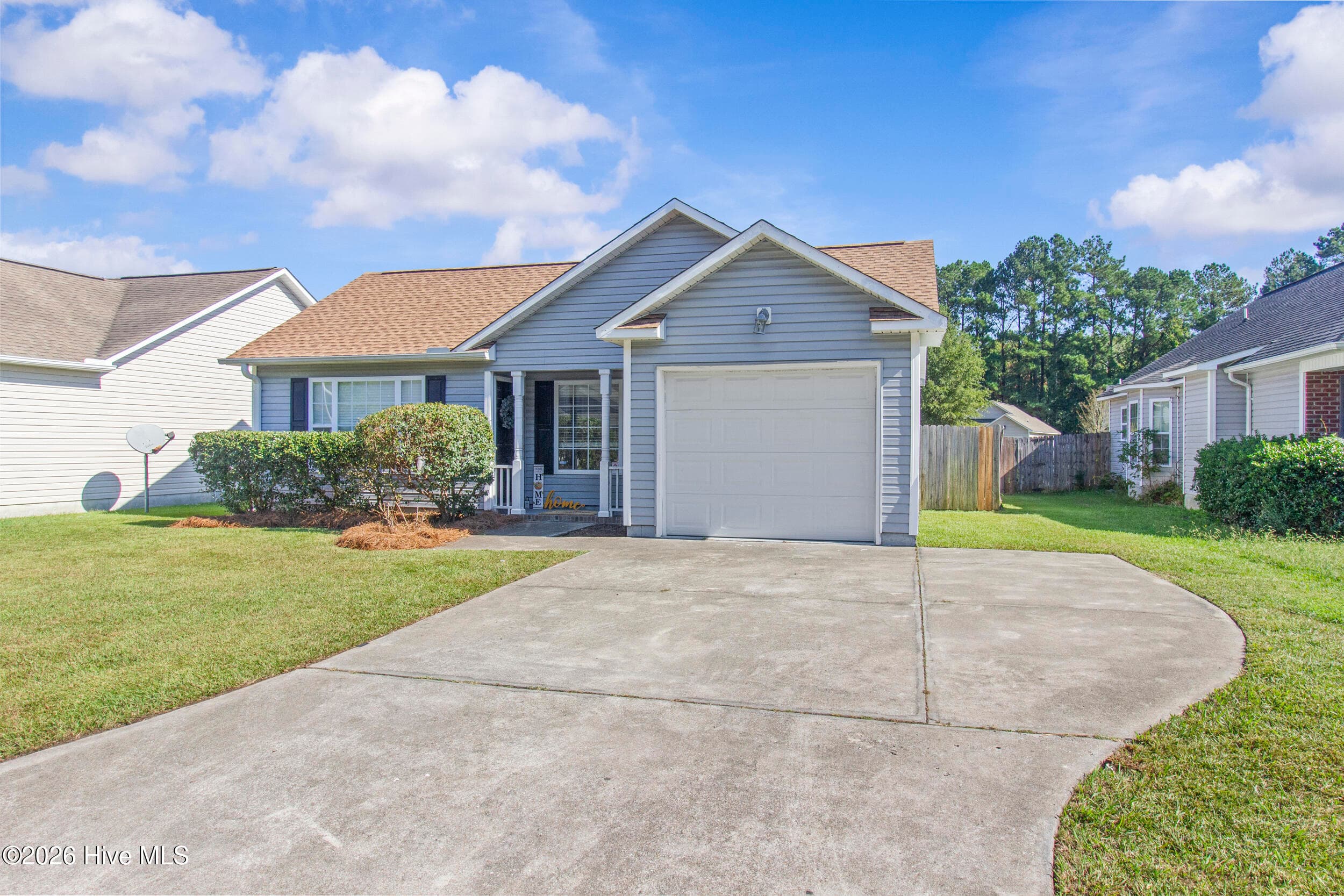 Single Family Residence at 4745 Corena Drive, New Bern, NC 28562, photo 3 of 25