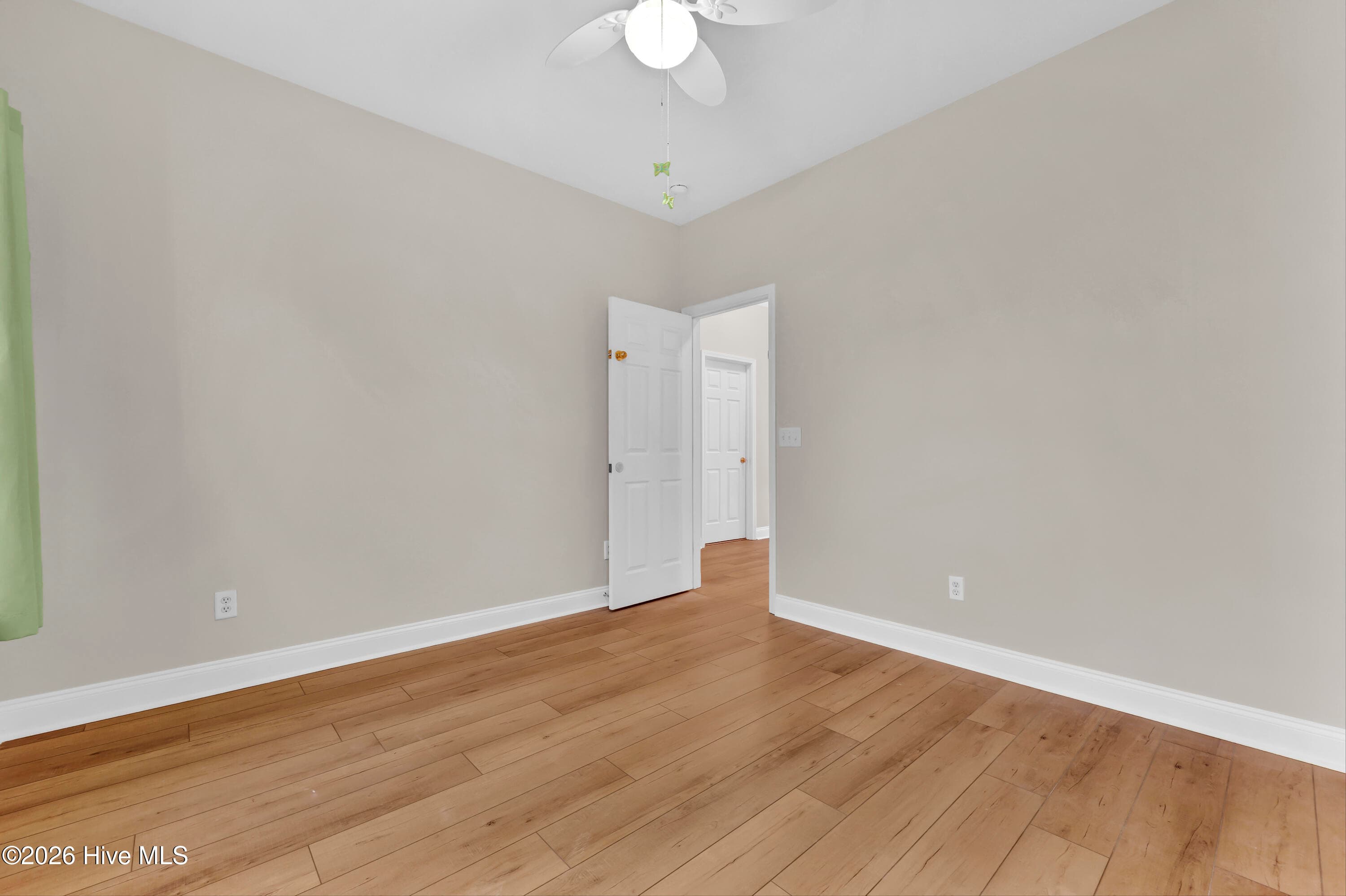 Single Family Residence at 6319 Shire Lane, Wilmington, NC 28411, photo 25 of 37
