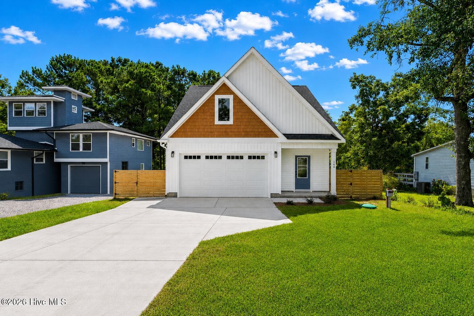 Single Family Residence at 164 Bahama Drive, Hampstead, NC 28443, photo 19 of 103