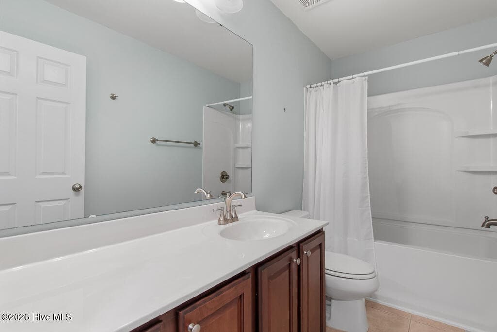 Single Family Residence at 283 Carolina Farms Boulevard, Calabash, NC 28467, photo 19 of 90