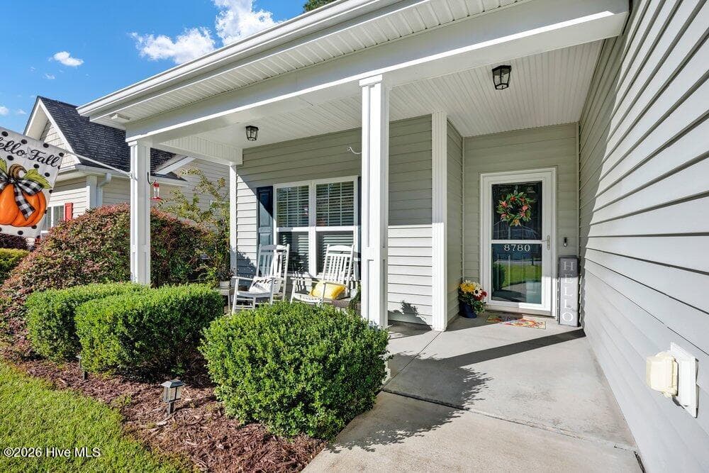 Single Family Residence at 8780 Lanvale Oaks Drive NE, Leland, NC 28451, photo 3 of 28