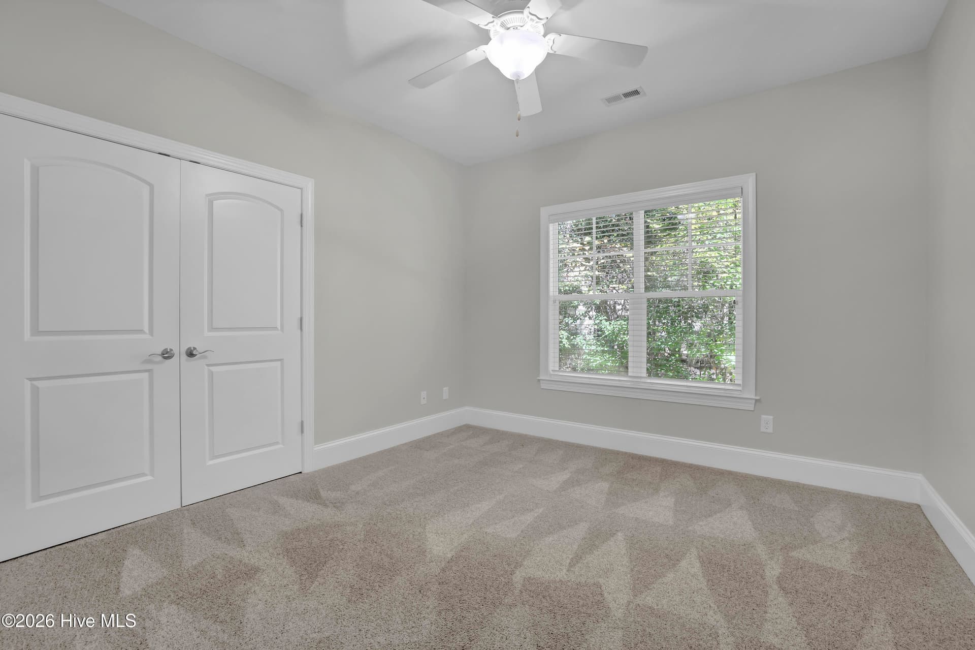 Single Family Residence at 115 Canvasback Point, Hampstead, NC 28443, photo 24 of 39