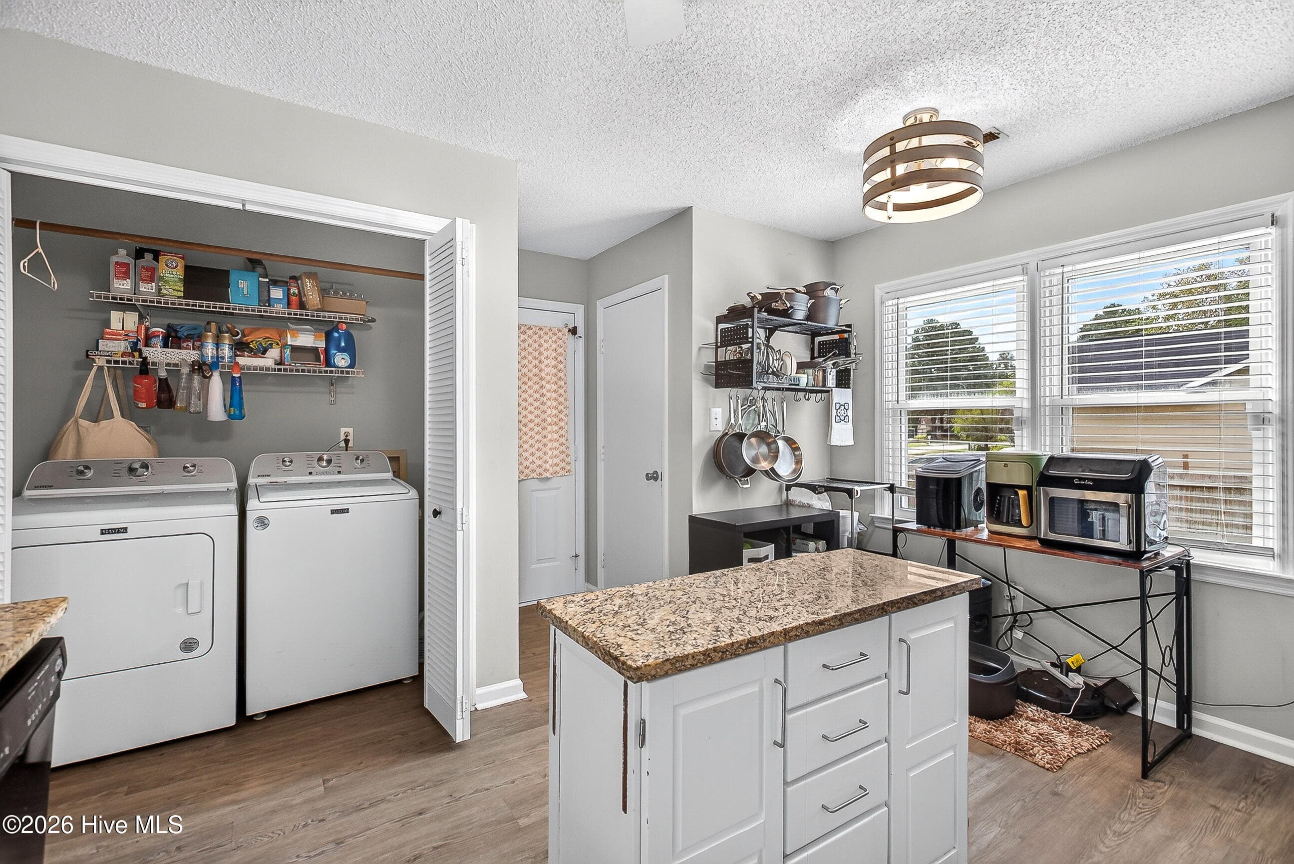 Single Family Residence at 106 Quartz Drive, Jacksonville, NC 28540, photo 14 of 39
