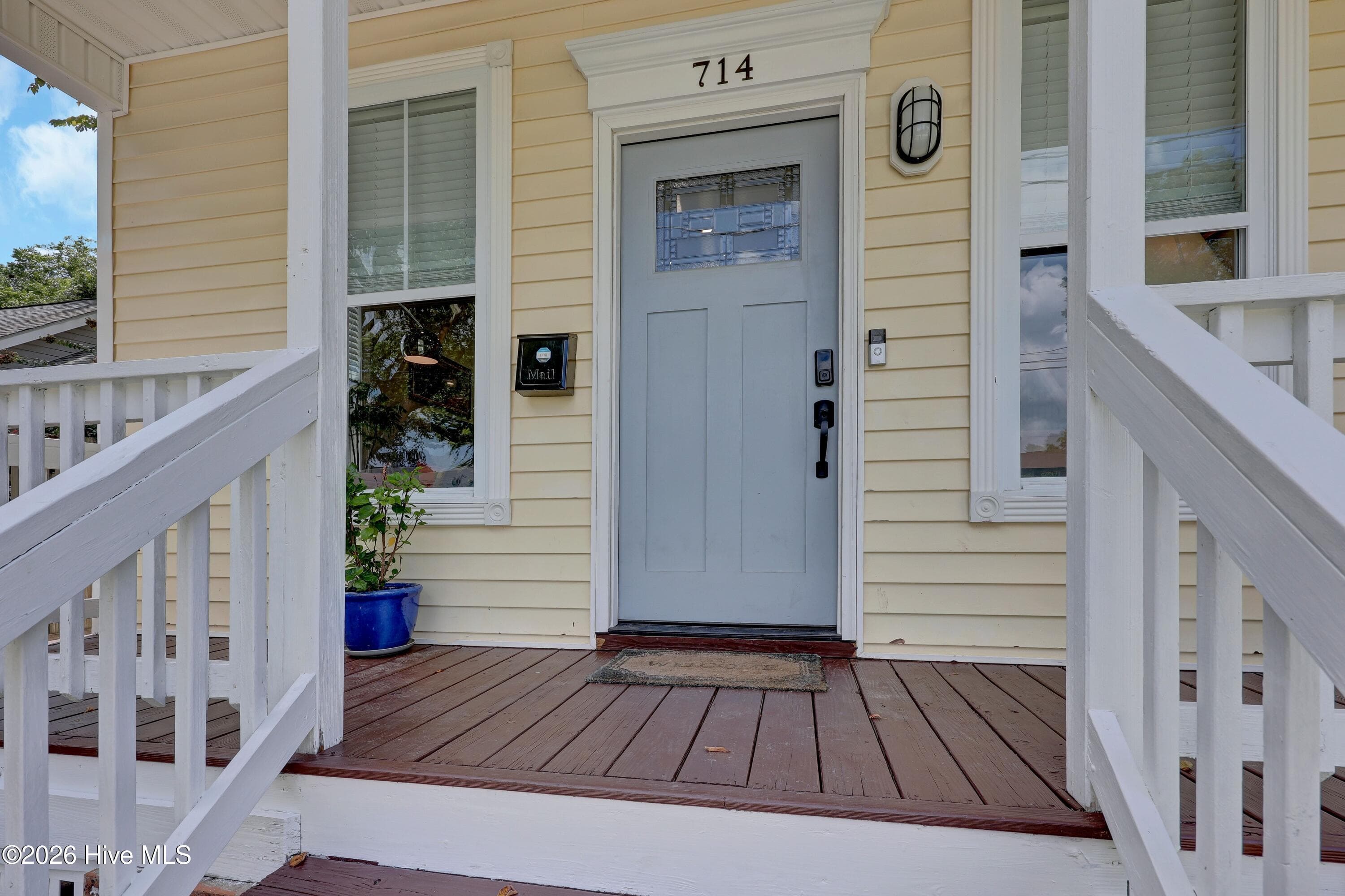 Single Family Residence at 714 Brooks Alley, Wilmington, NC 28401, photo 4 of 27