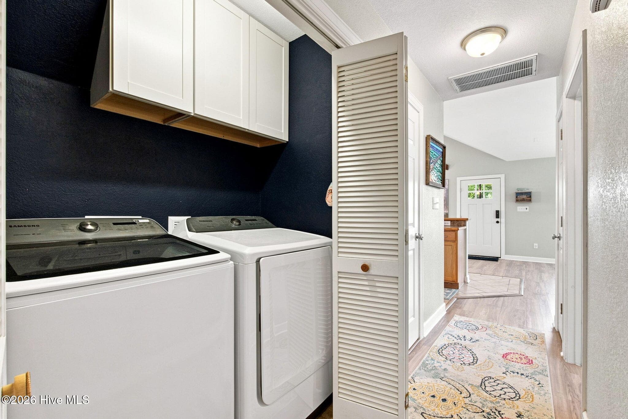 Single Family Residence at 204 Pine Grove Trail, Kill Devil Hills, NC 27948, photo 18 of 54