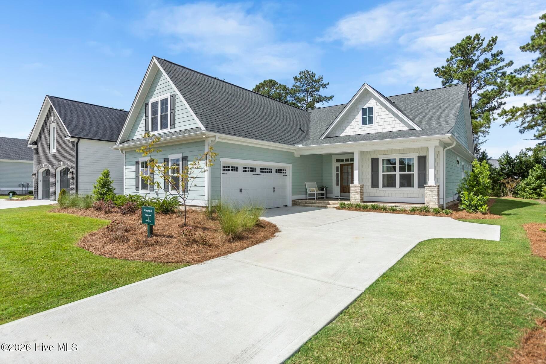 Single Family Residence at 9165 Crossbill Drive, Leland, NC 28451, photo 3 of 74