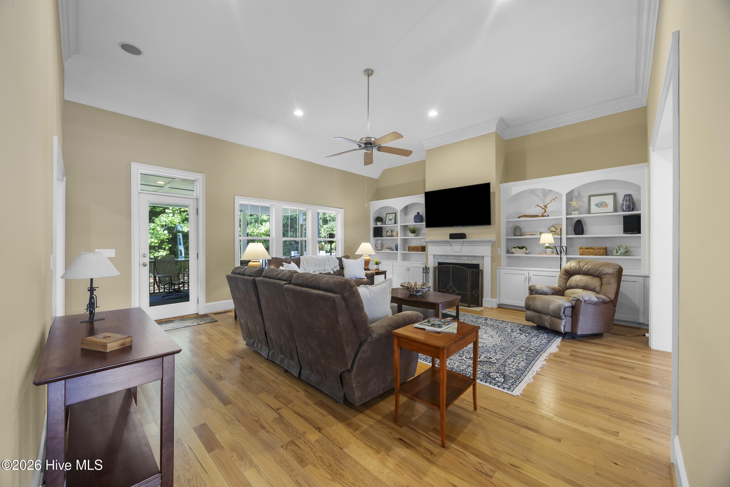 Single Family Residence at 8762 Ramsbury Way, Wilmington, NC 28411, photo 6 of 40