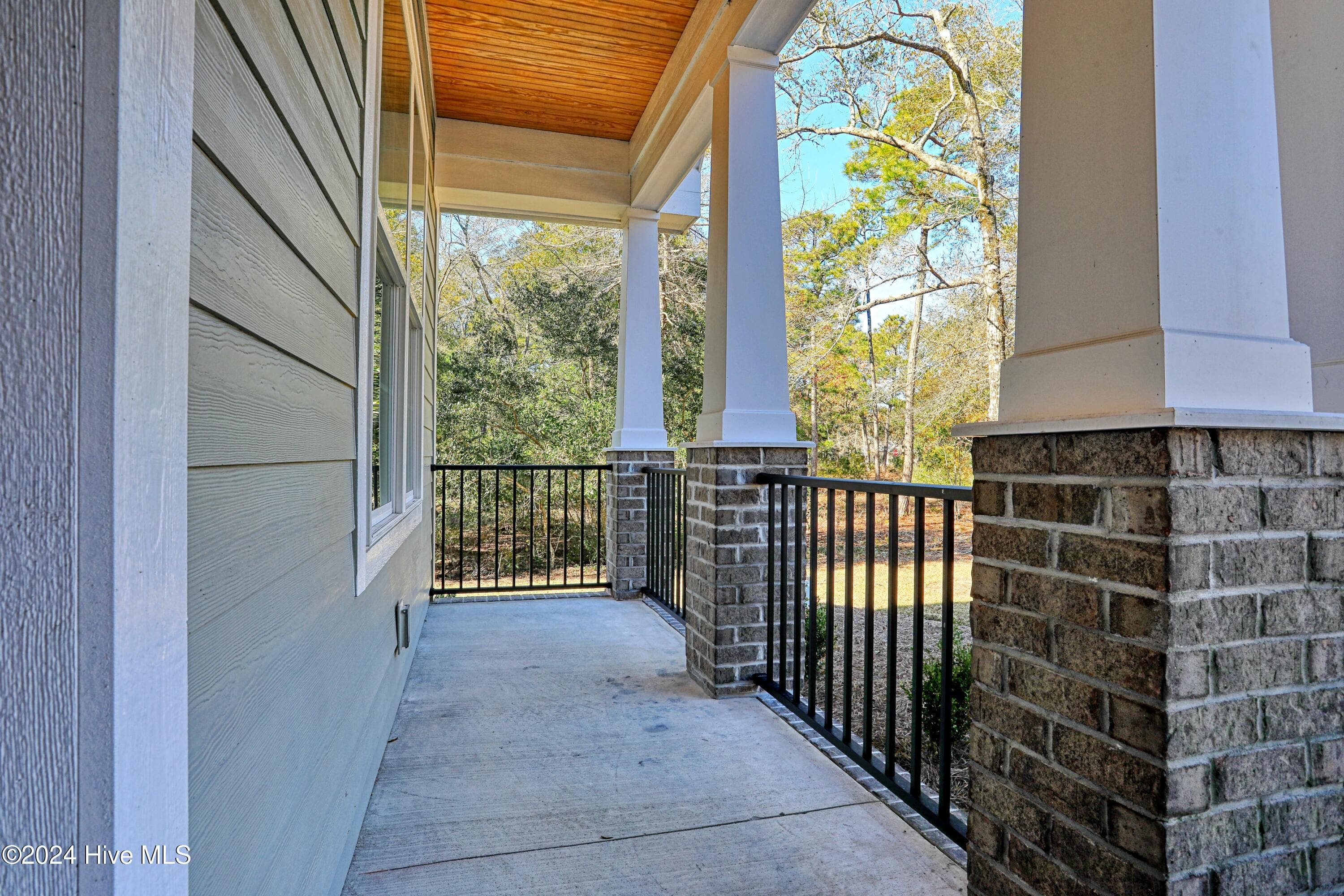Single Family Residence at 3375 Sandridge Lane SW, Supply, NC 28462, photo 11 of 73