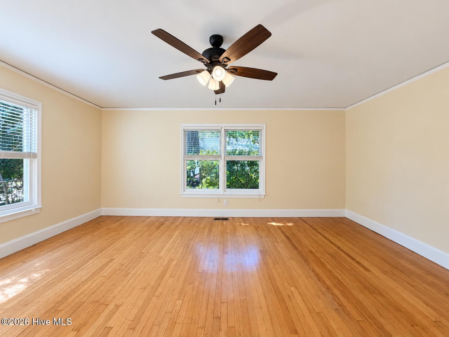 Single Family Residence at 320 Northern Boulevard, Wilmington, NC 28401, photo 32 of 159