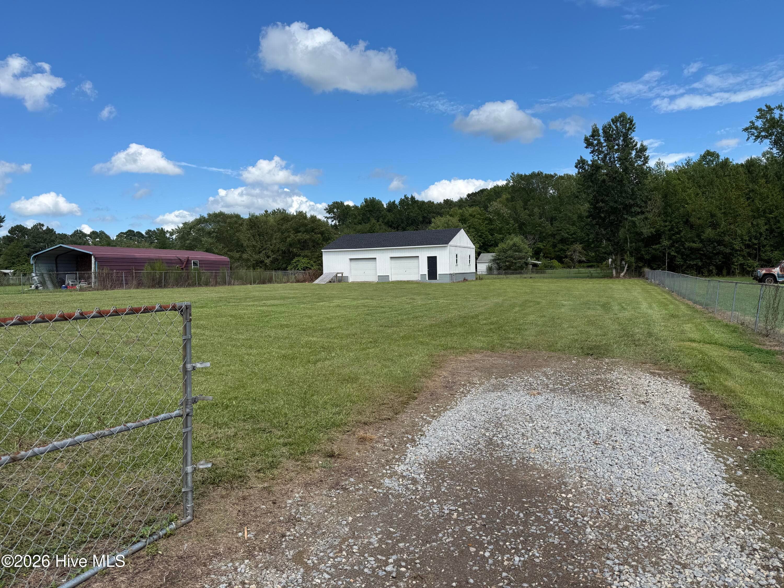 Manufactured Home at 6362 Faith Baptist Church Road, Pinetops, NC 27864, photo 19 of 31