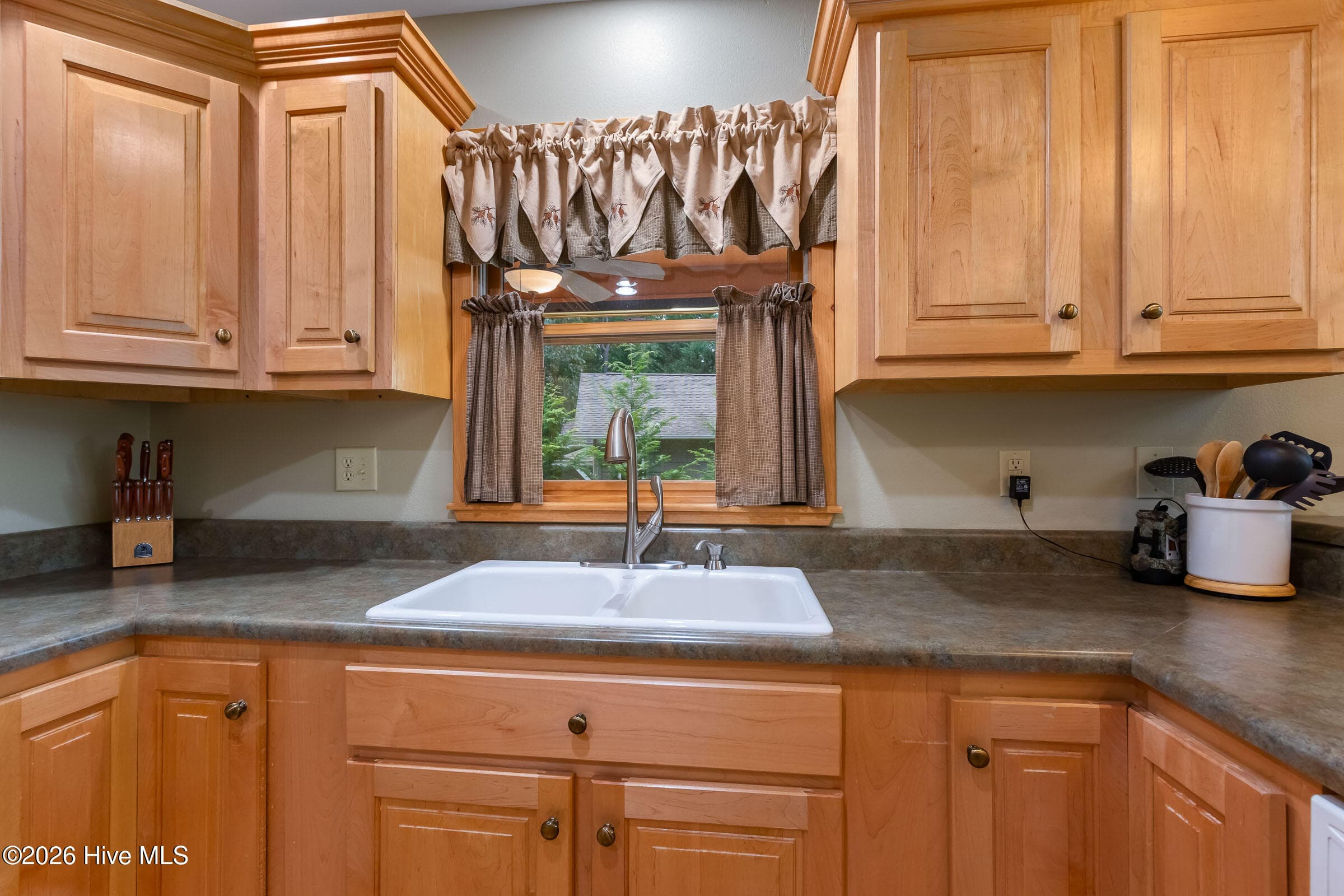 Single Family Residence at 68 Big Rock Trail, Murphy, NC 28906, photo 22 of 89