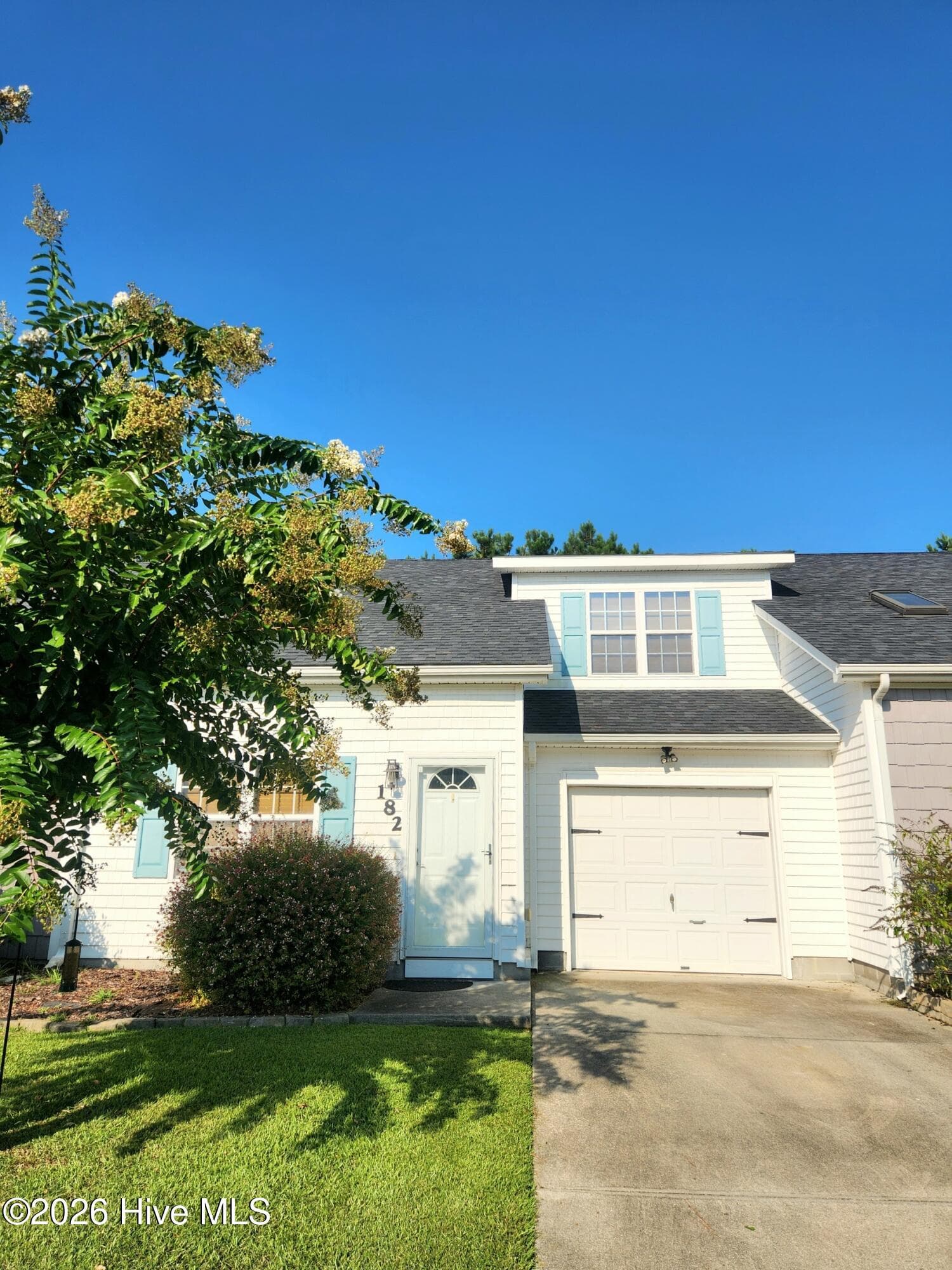 Townhouse at 182 Kelly Circle, Hubert, NC 28539, photo 31 of 32