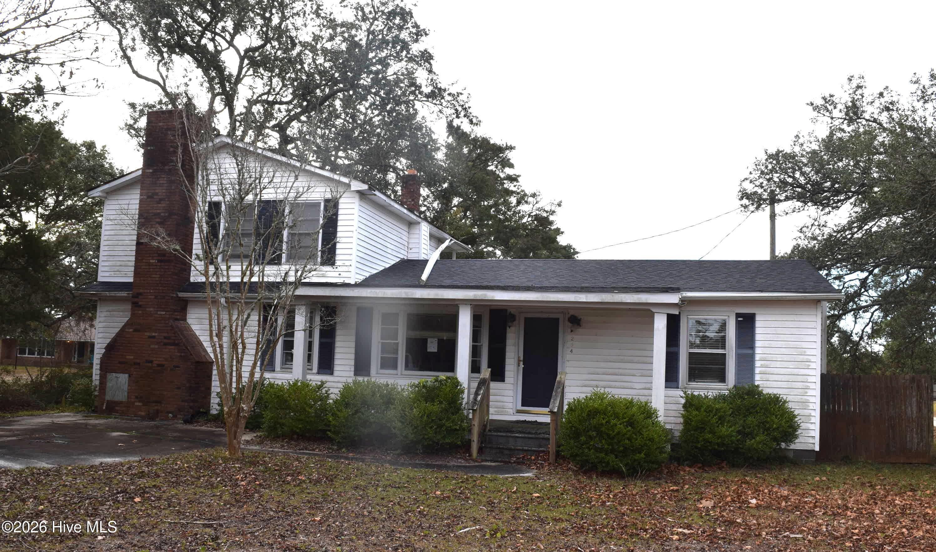 294 Cape Lookout Drive, Harkers Island, NC 28531