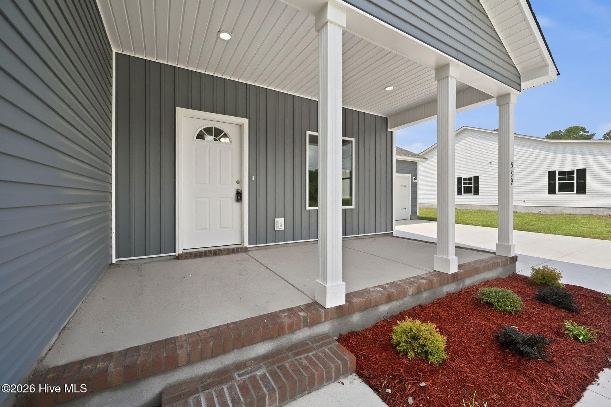 Single Family Residence at 589 Batchelor Road, Richlands, NC 28574, photo 6 of 54