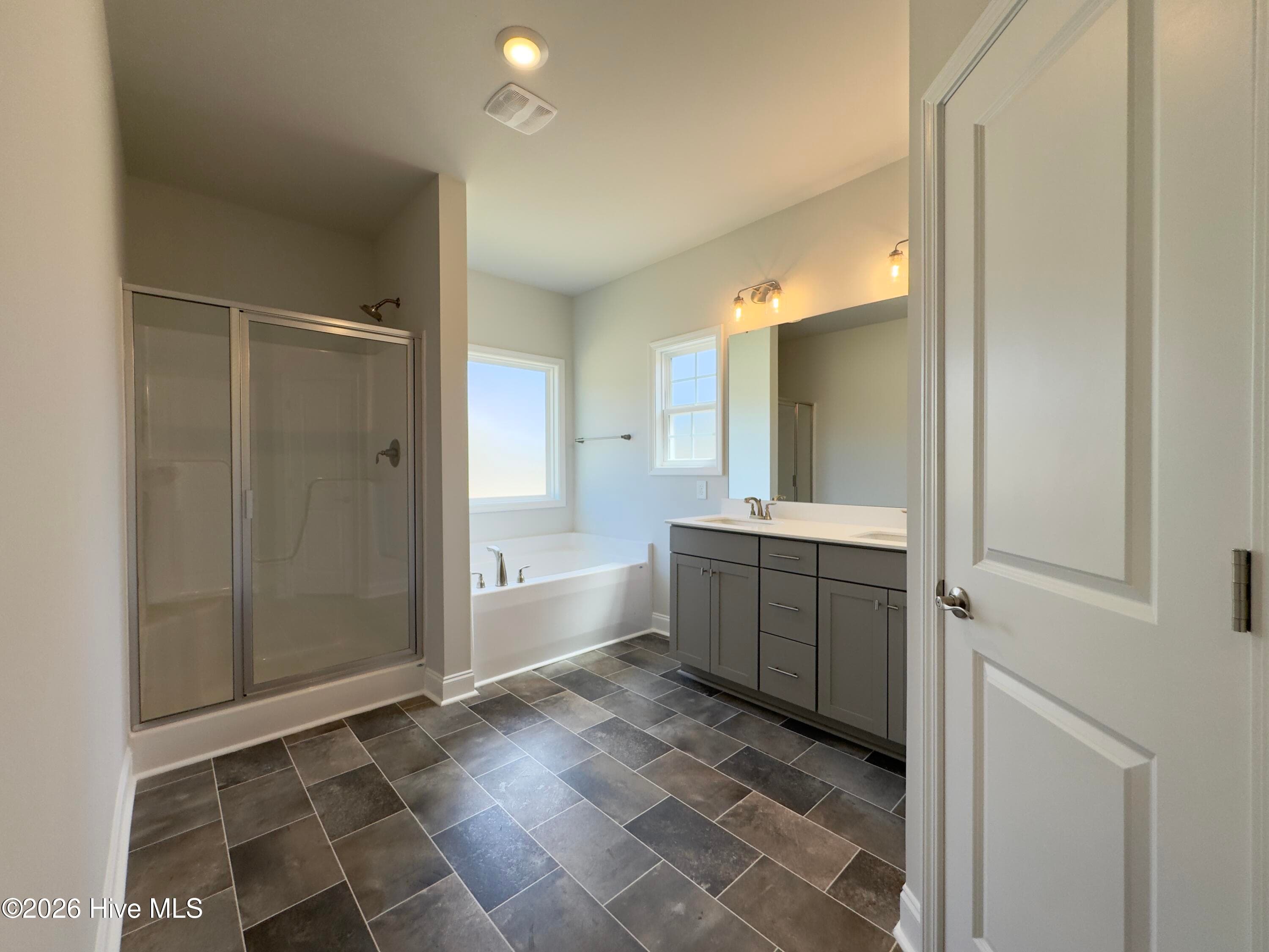 Single Family Residence at 2105 Sandbrook Loop, Leland, NC 28451, photo 19 of 27