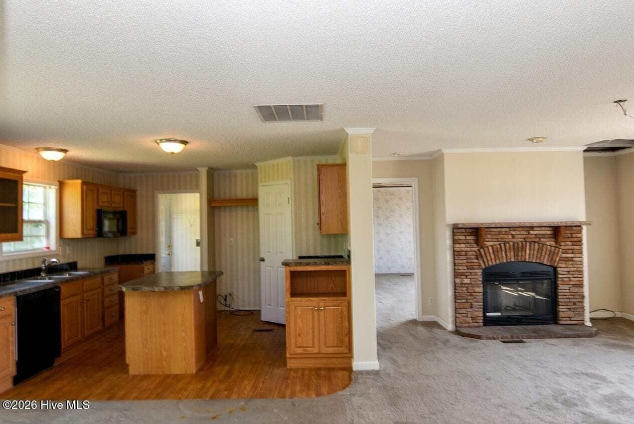 Kitchen and Living room - 21 Grape Vine Landing, Columbia, NC 27925