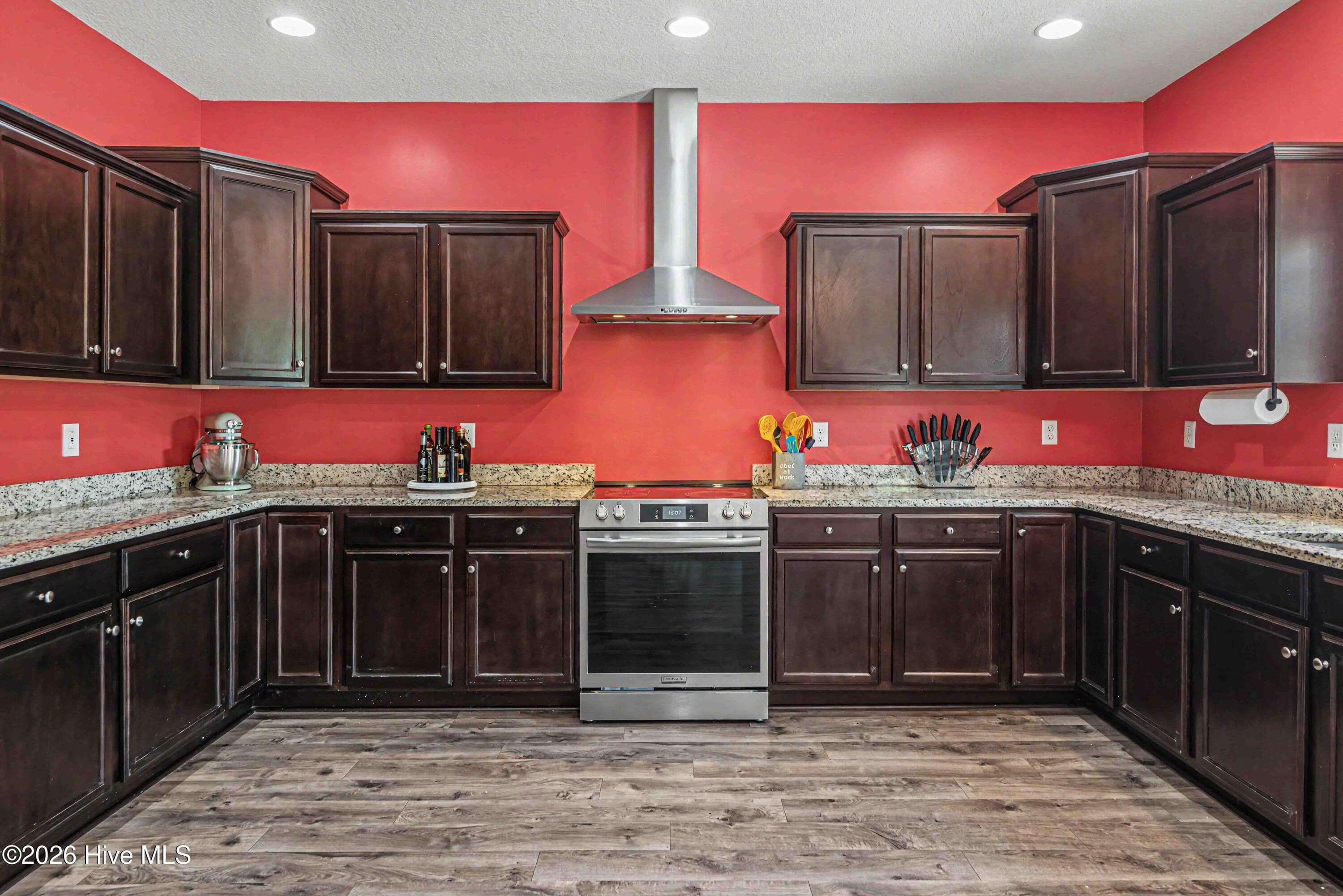 Single Family Residence at 515 Shipyard Court, Swansboro, NC 28584, photo 15 of 66