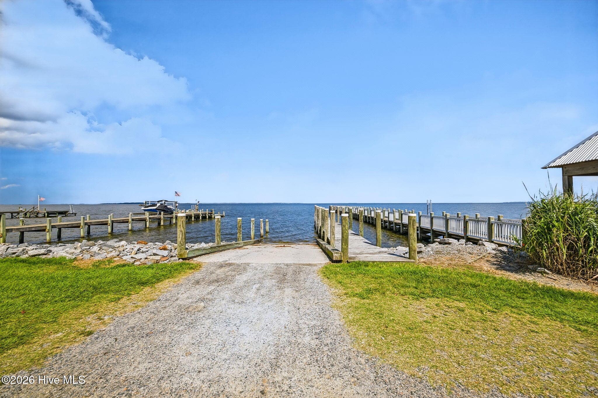 Single Family Residence at 102 Blue Heron Cove, Moyock, NC 27958, photo 51 of 53