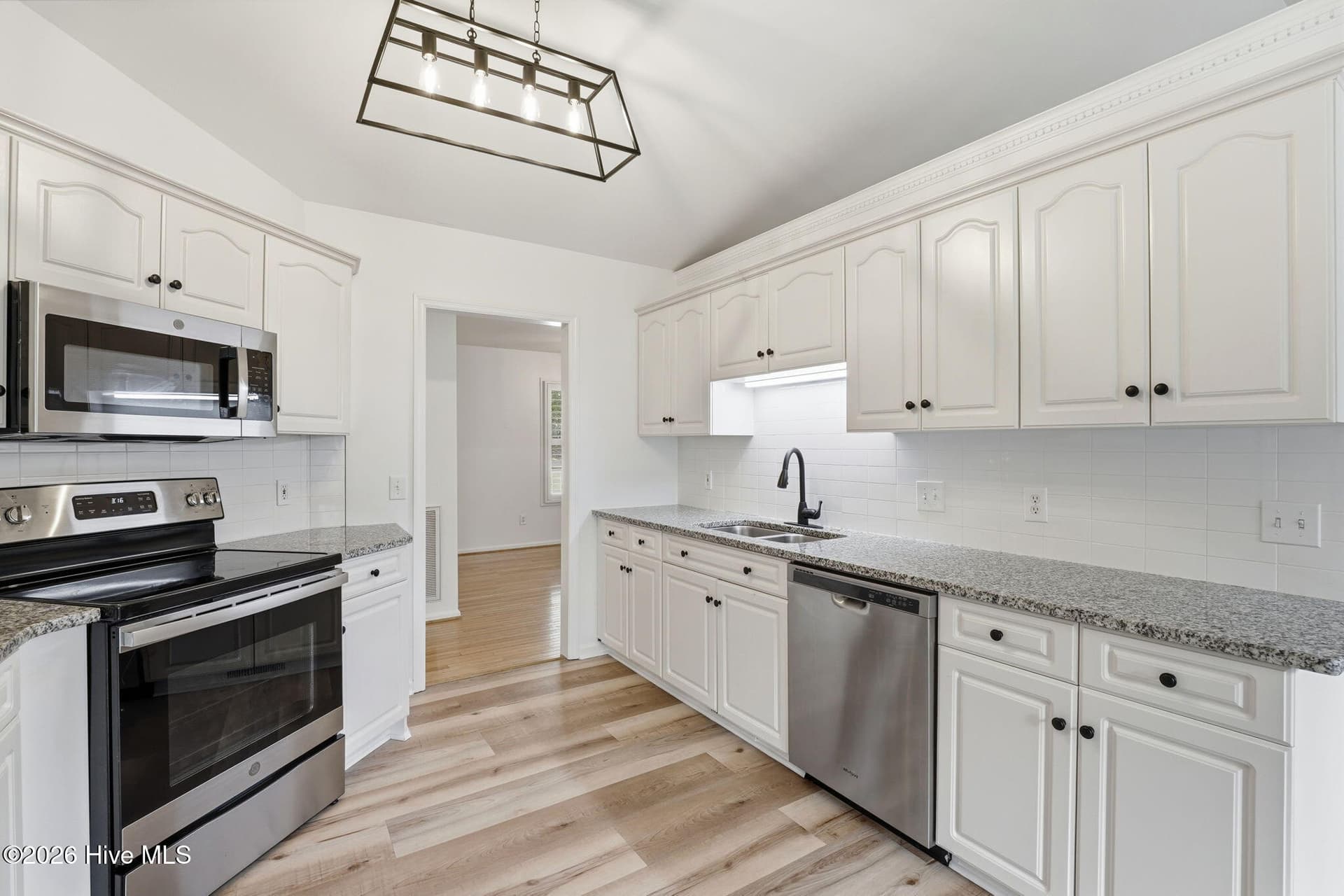 Single Family Residence at 2 Ash Court, Pinehurst, NC 28374, photo 24 of 61