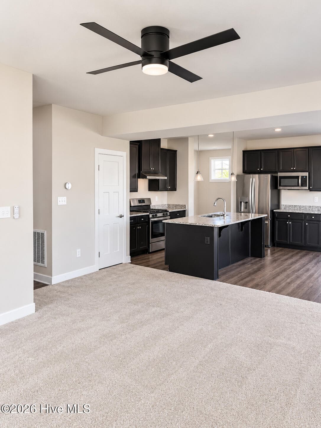 Single Family Residence at 212 Pungo Circle, Moyock, NC 27958, photo 9 of 34