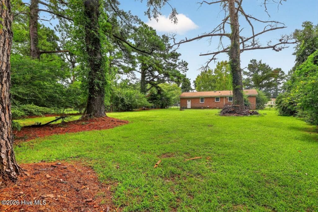 Single Family Residence at 602 W Thurman Road, New Bern, NC 28562, New Bern, photo 12 of 16