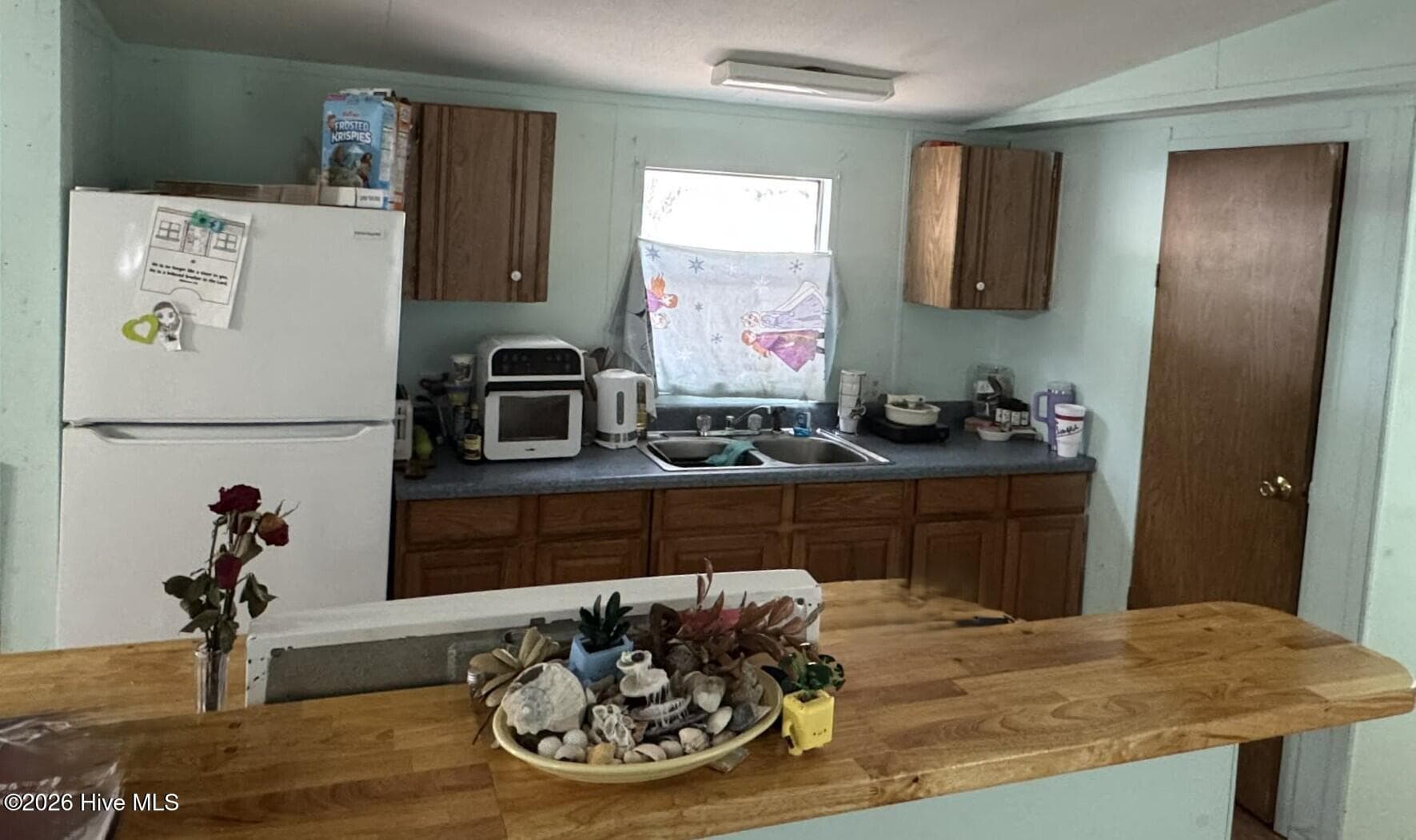 Manufactured Home at 2046 Elk Road SW, Supply, NC 28462, Supply, photo 3 of 28