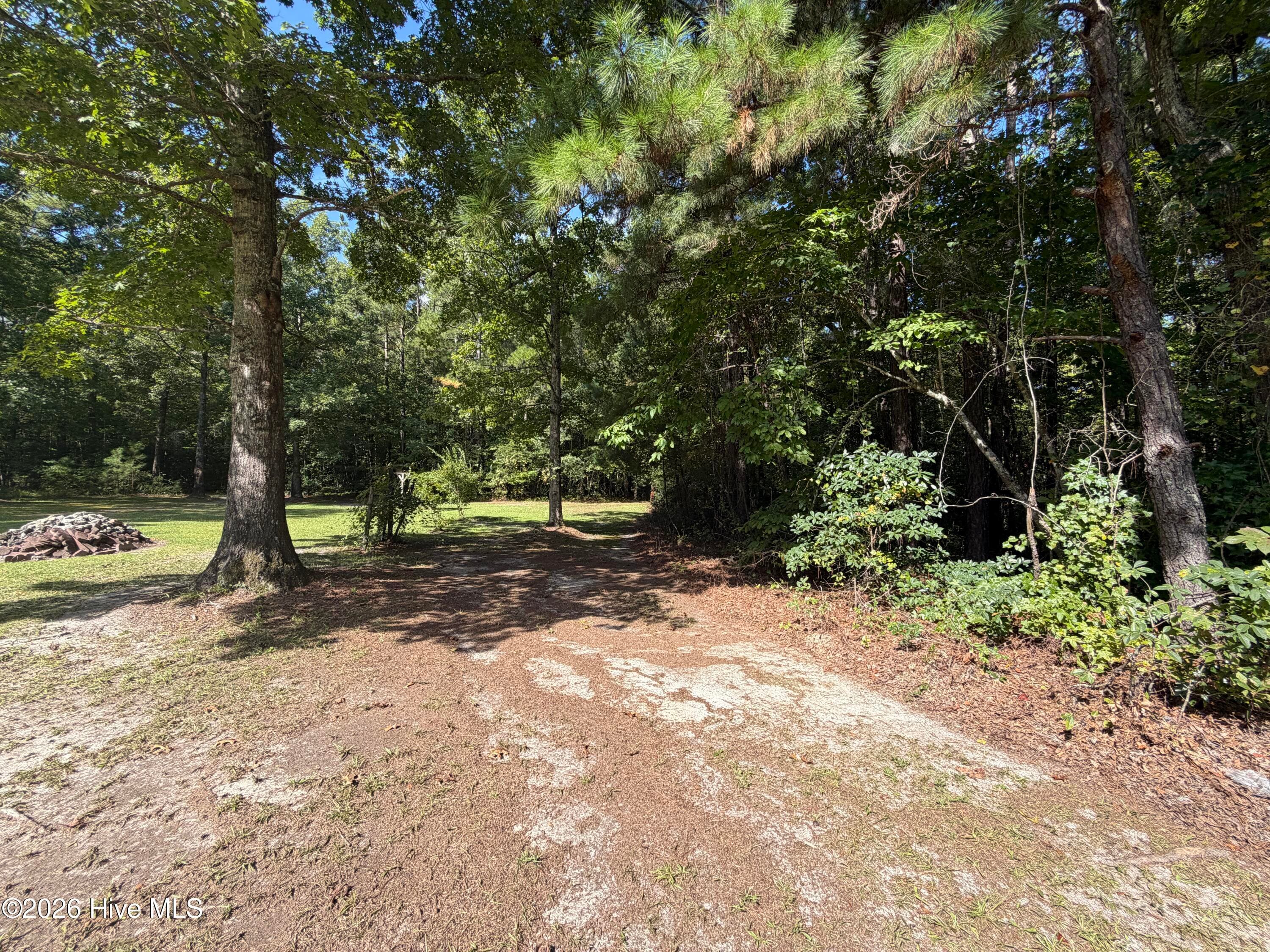 Single Family Residence at 900 Perrytown Road, New Bern, NC 28562, photo 31 of 84