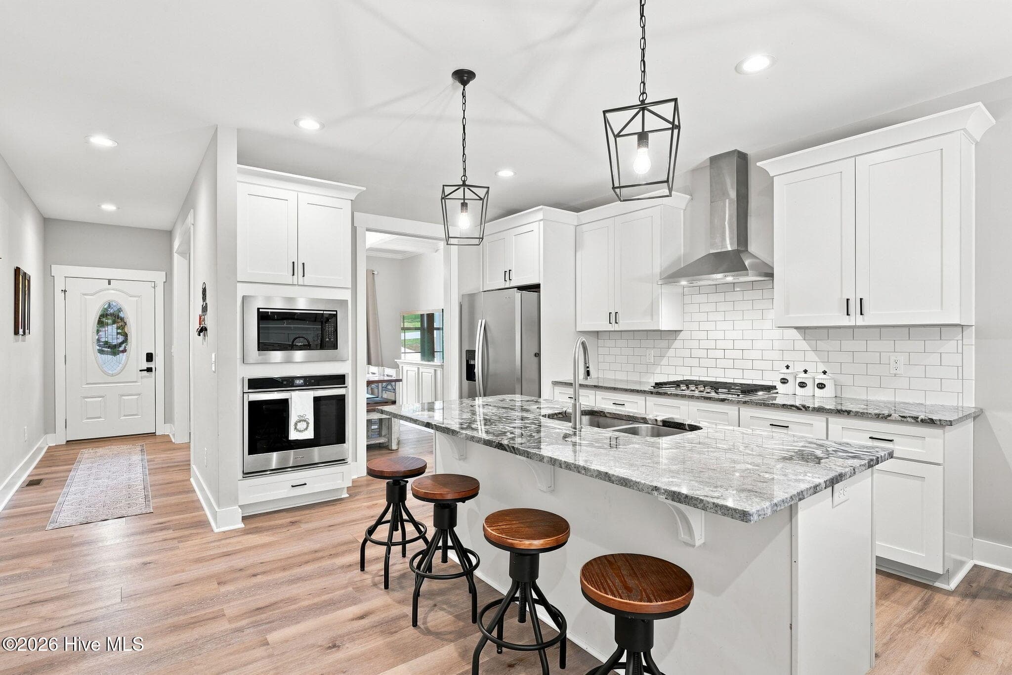 Single Family Residence at 8 Asheville Way, Pinehurst, NC 28374, photo 11 of 48