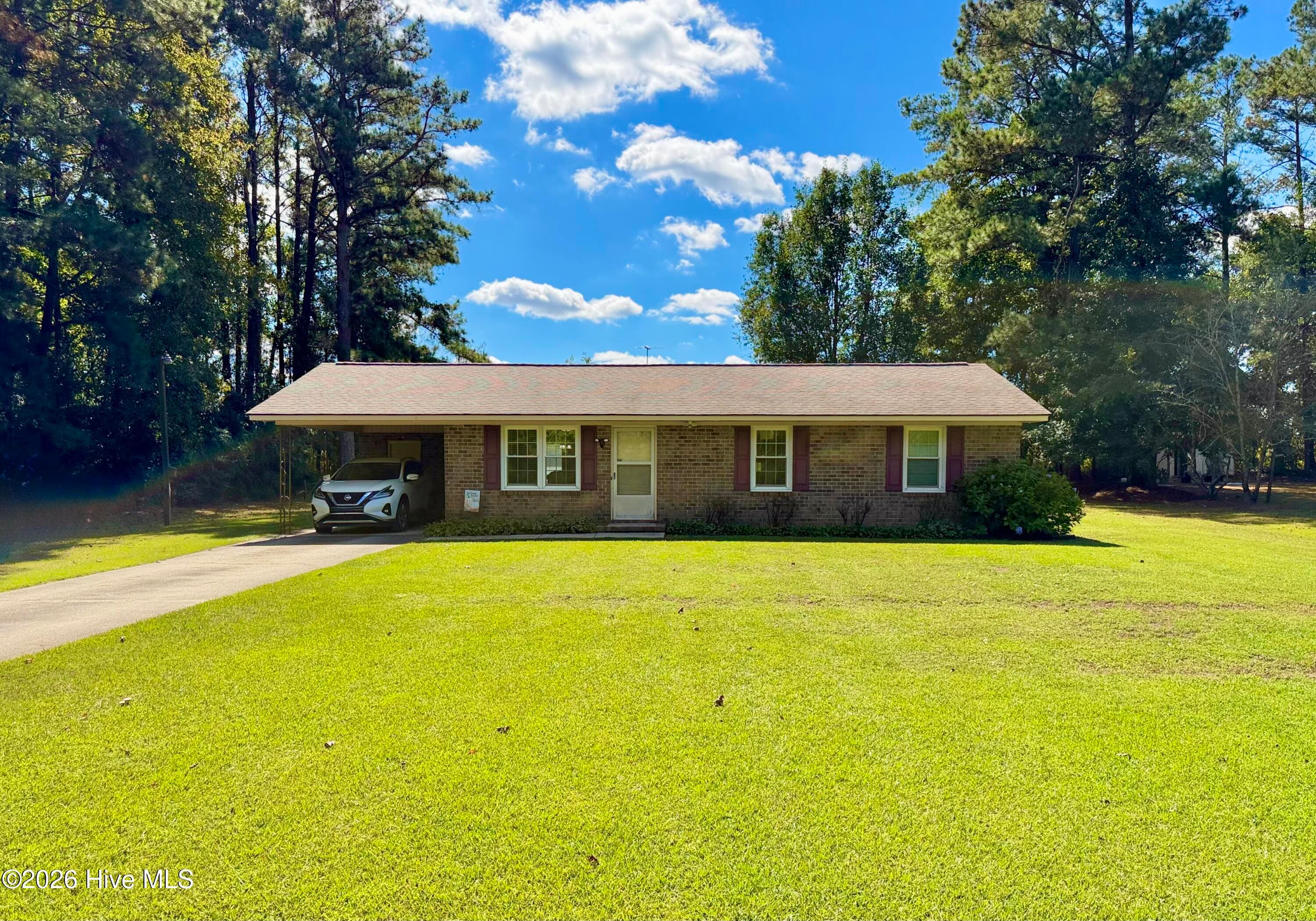1718 Freedom Drive, Kinston, NC 28501