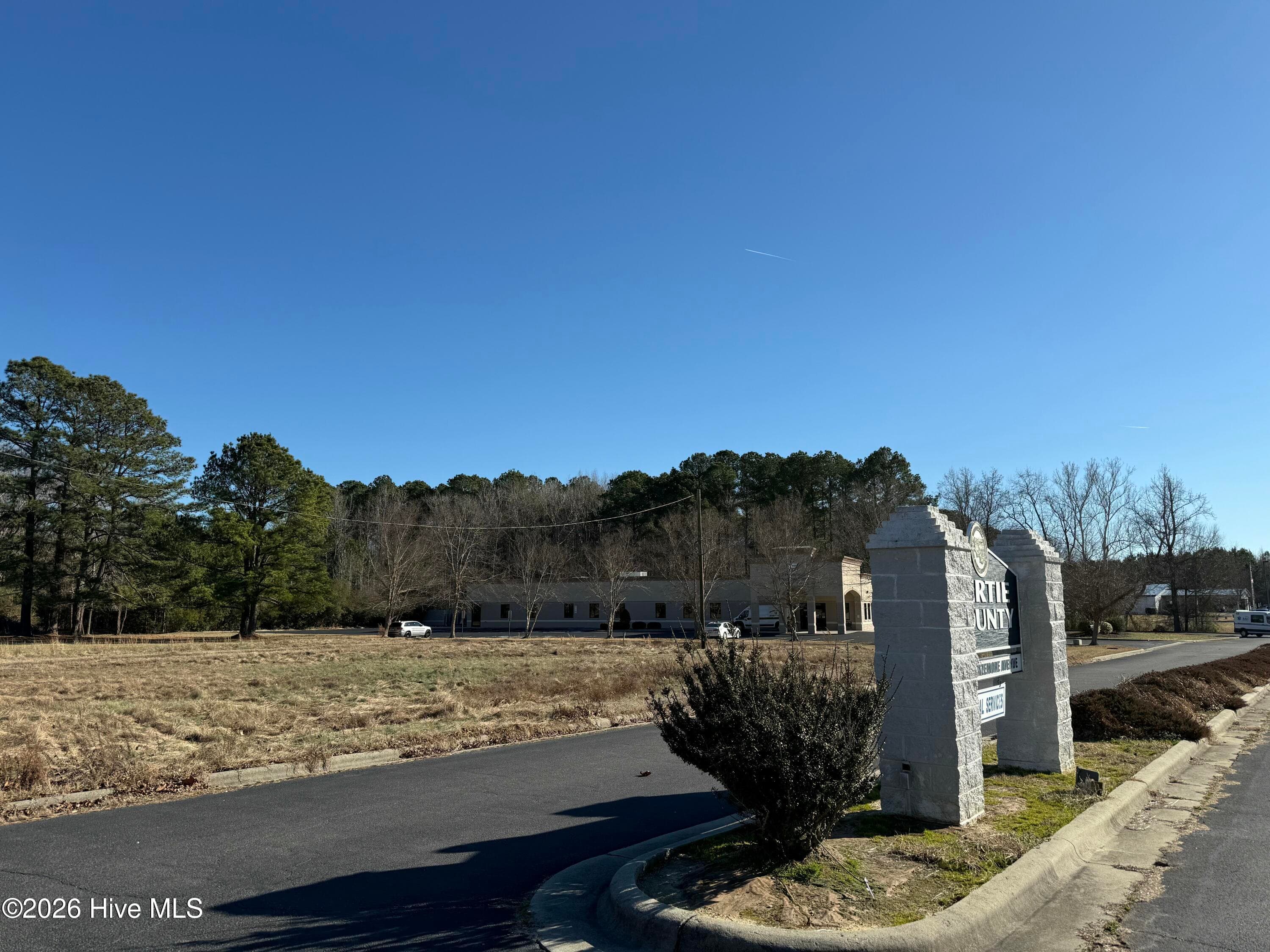 1421 S King Street, Windsor, NC 27983