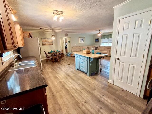 Single Family Residence at 11 Fayetteville Road, Elizabethtown, NC 28337, photo 5 of 14