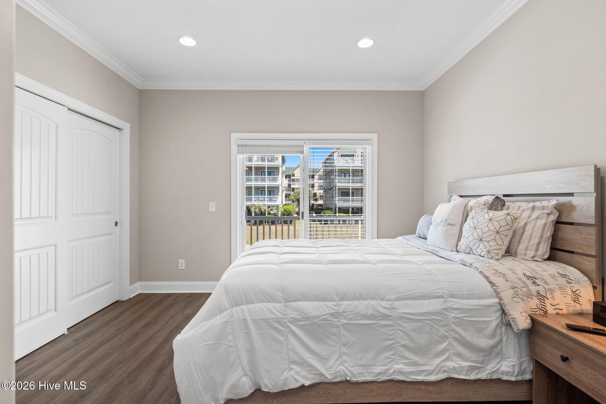 Single Family Residence at 10 Via Dolorosa Drive, Ocean Isle Beach, NC 28469, photo 32 of 71